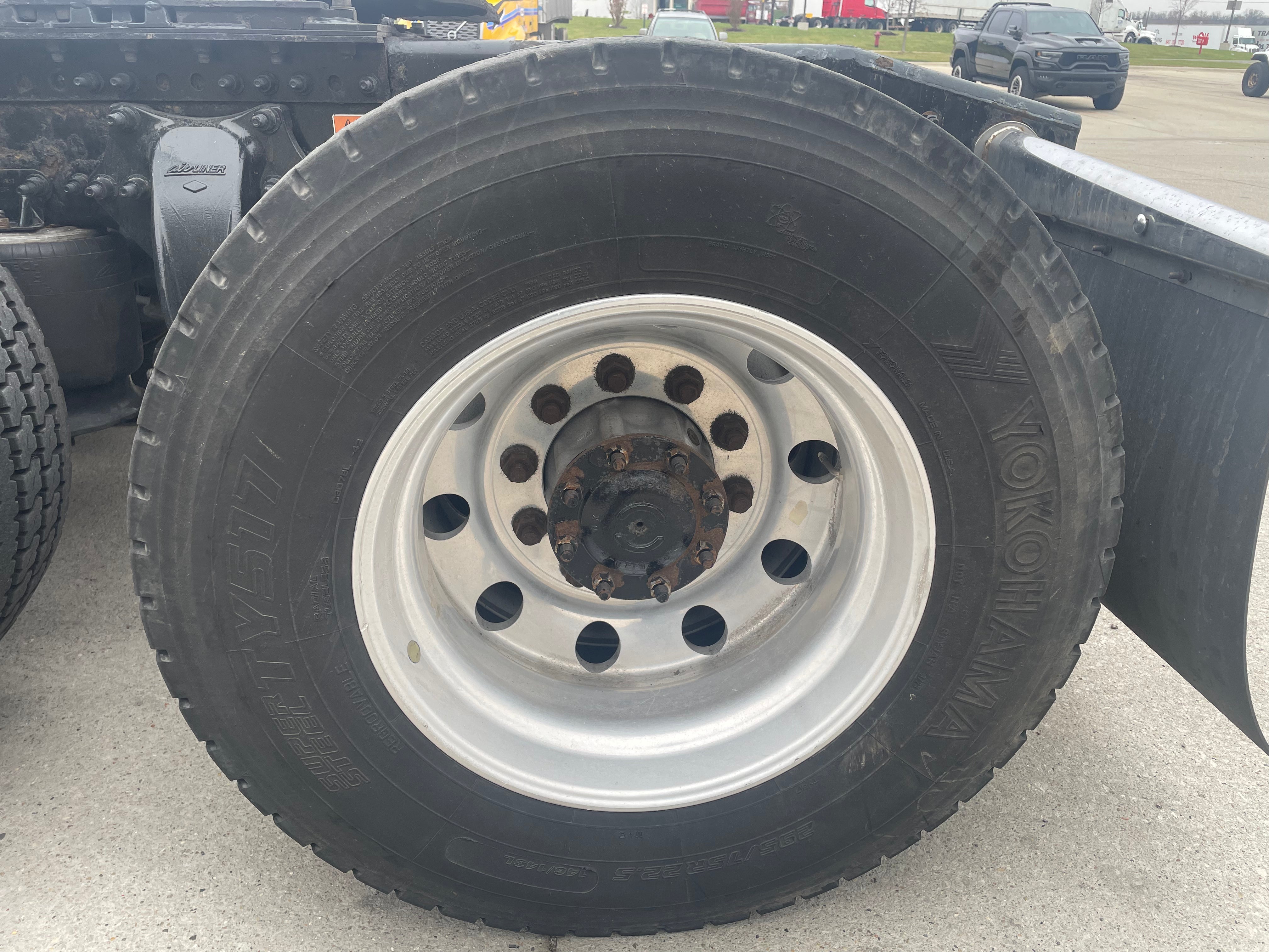 2020 Freightliner Cascadia Route One Trailers