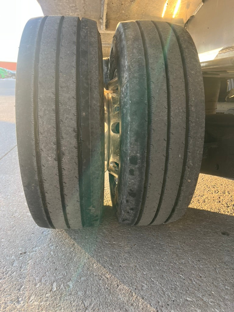 2026 Extreme XS70 Step Deck Tri Axle Low Pro R17.5