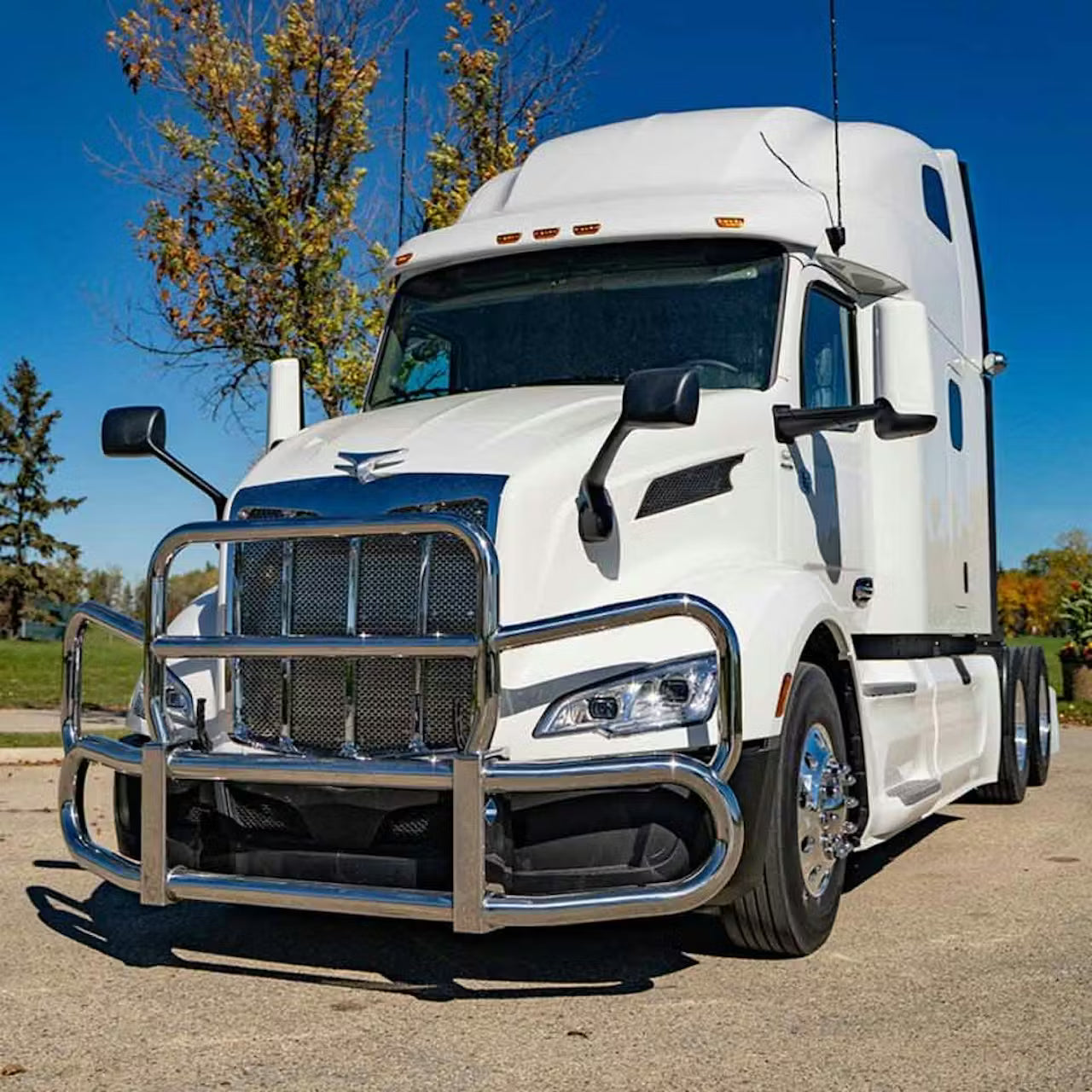 Peterbilt 579 Grille Guard 2022 Route One Trailers