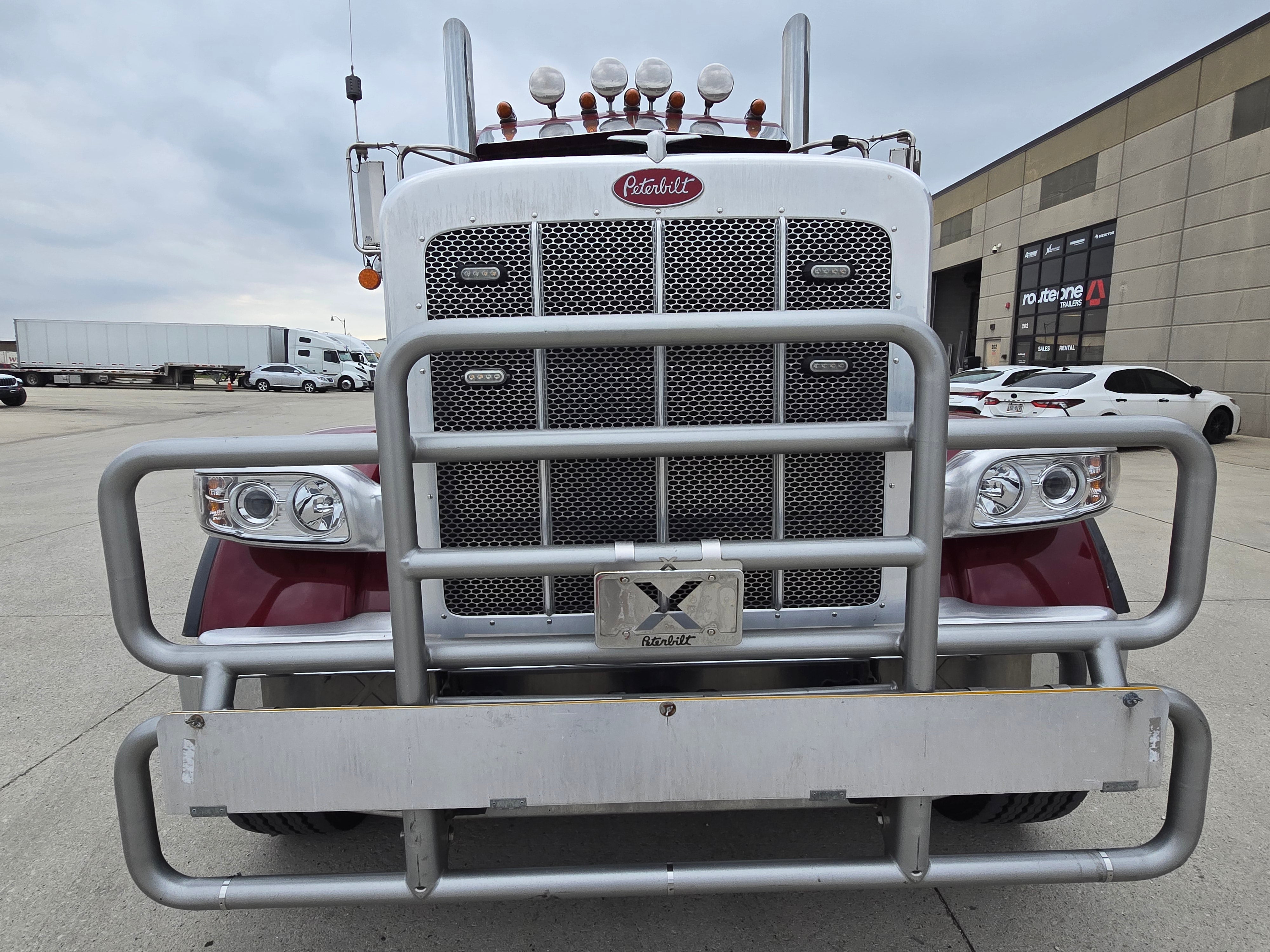 2022 Peterbilt 389