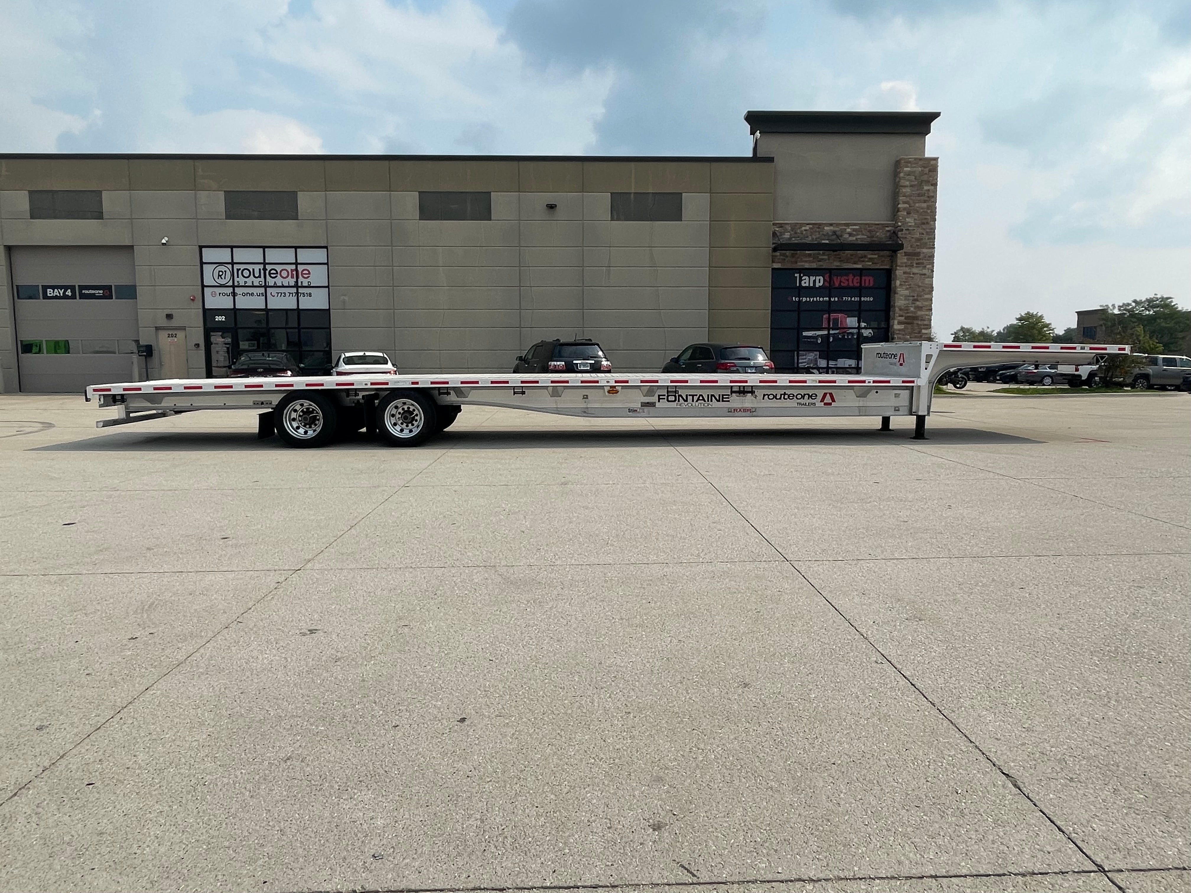 2021 Fontaine Revolution Step Deck Aluminum 53’