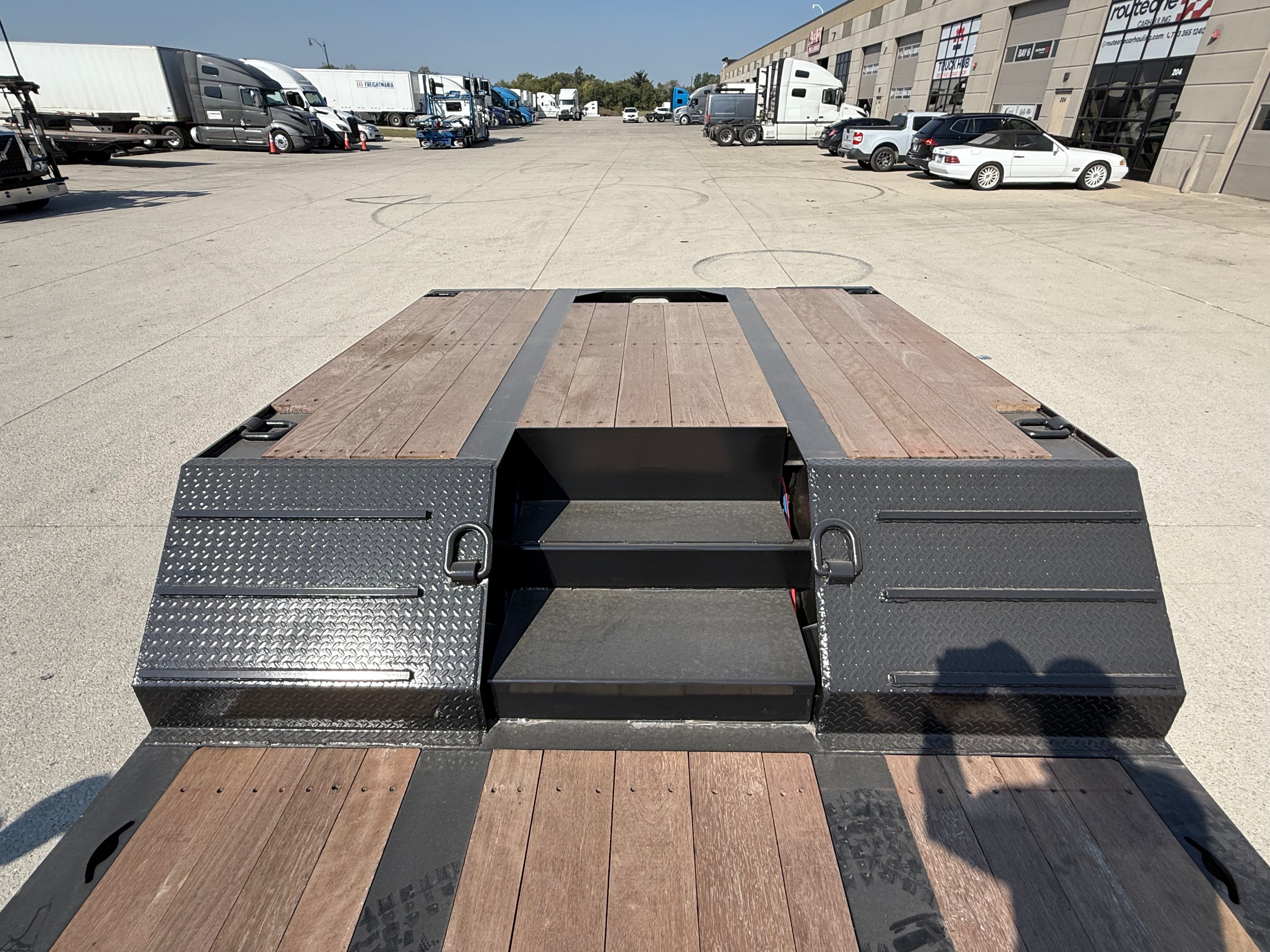 2027 XL 80 MFG Knight Route One Trailers