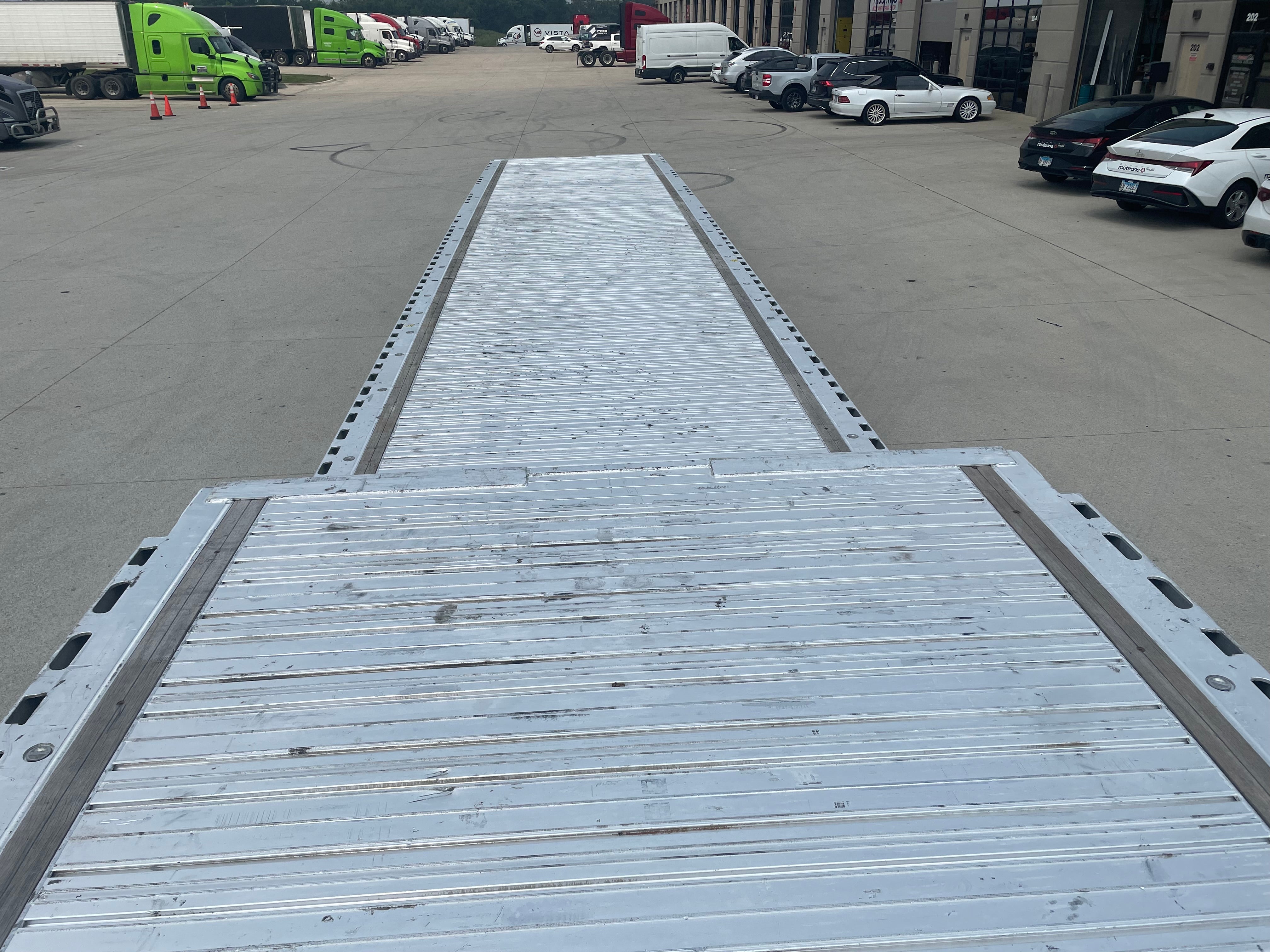 2021 Fontaine Revolution Step Deck Aluminum 53’