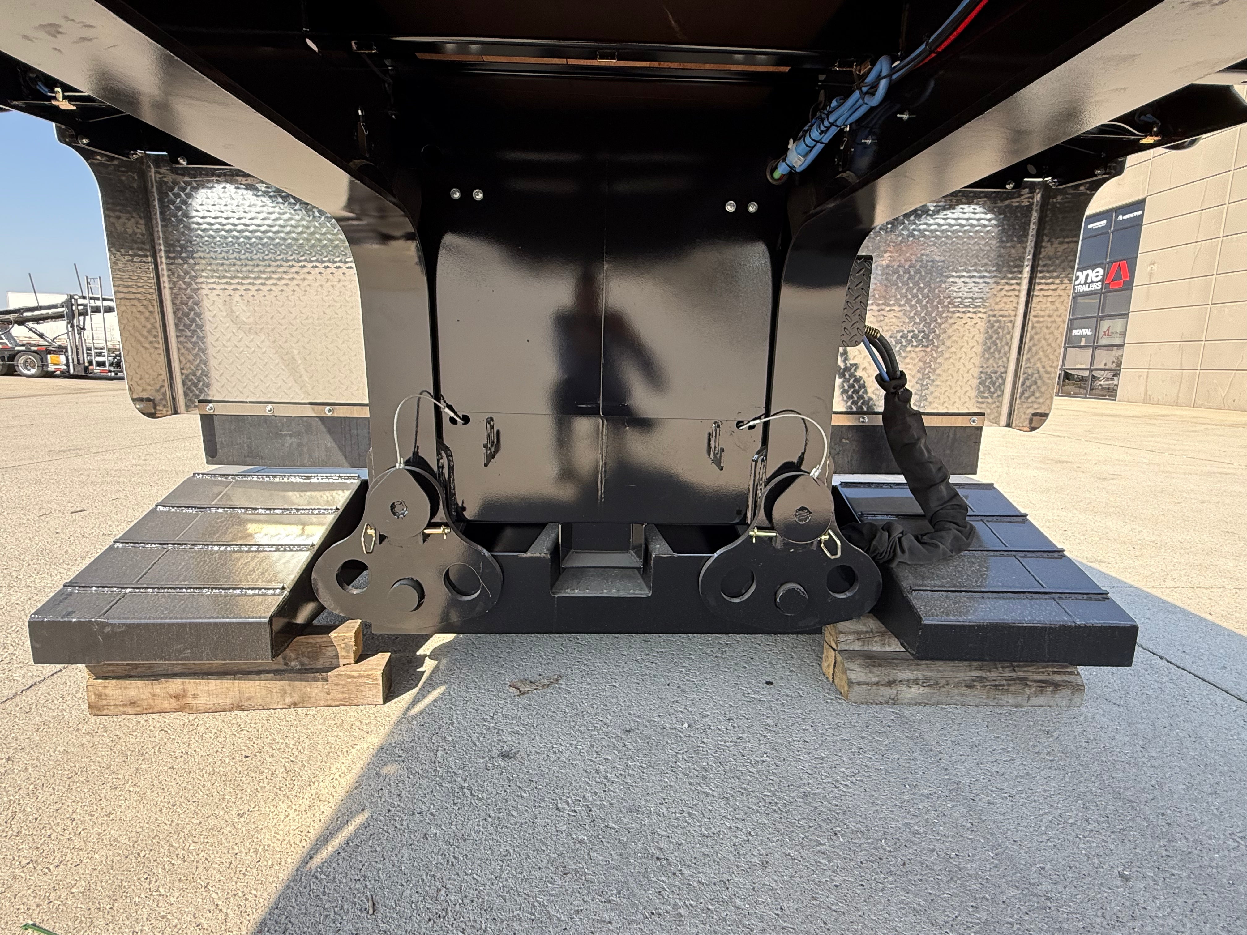 2027 XL 80 MFG Knight Route One Trailers