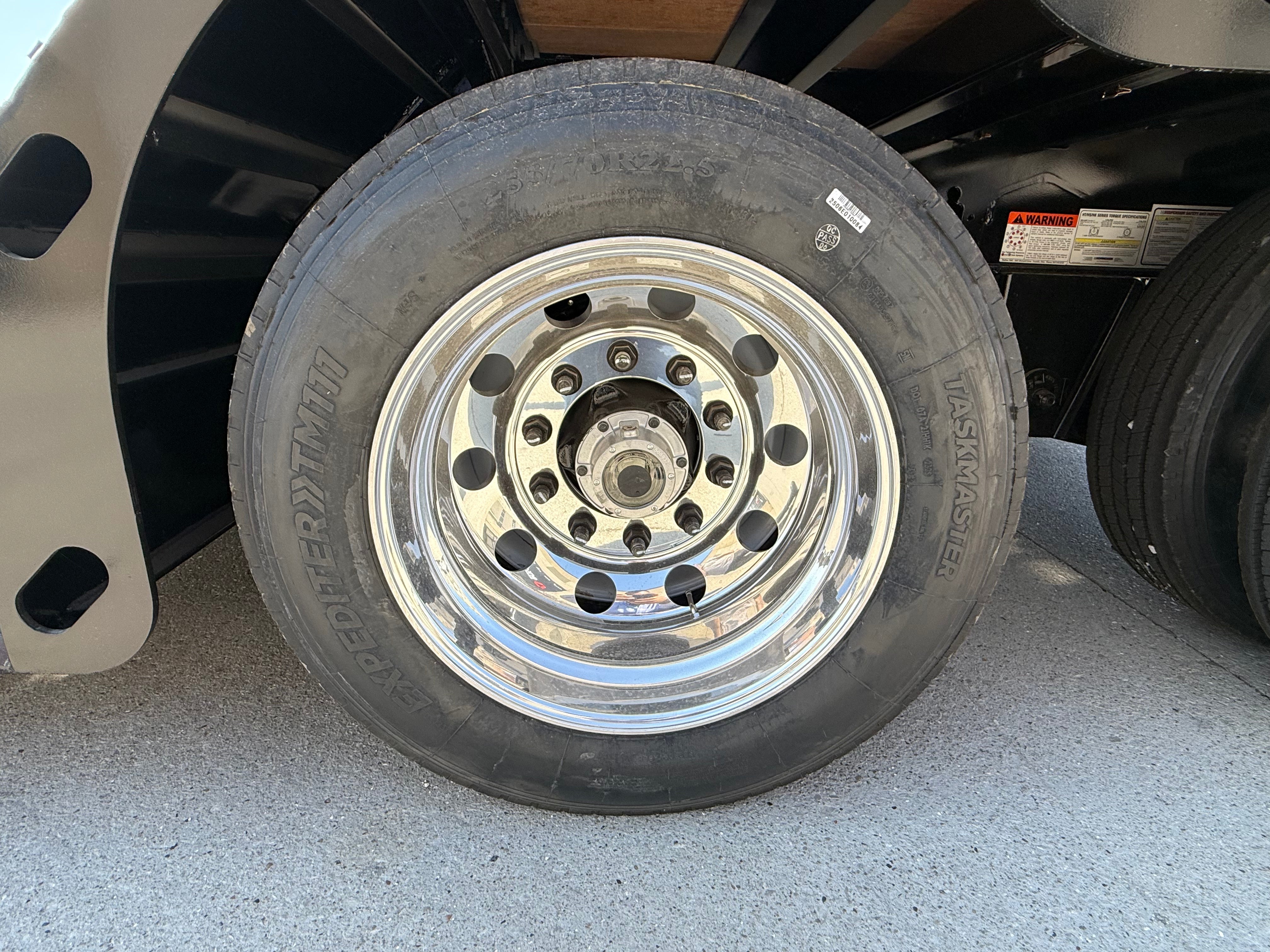 2027 XL 80 MFG Knight Route One Trailers