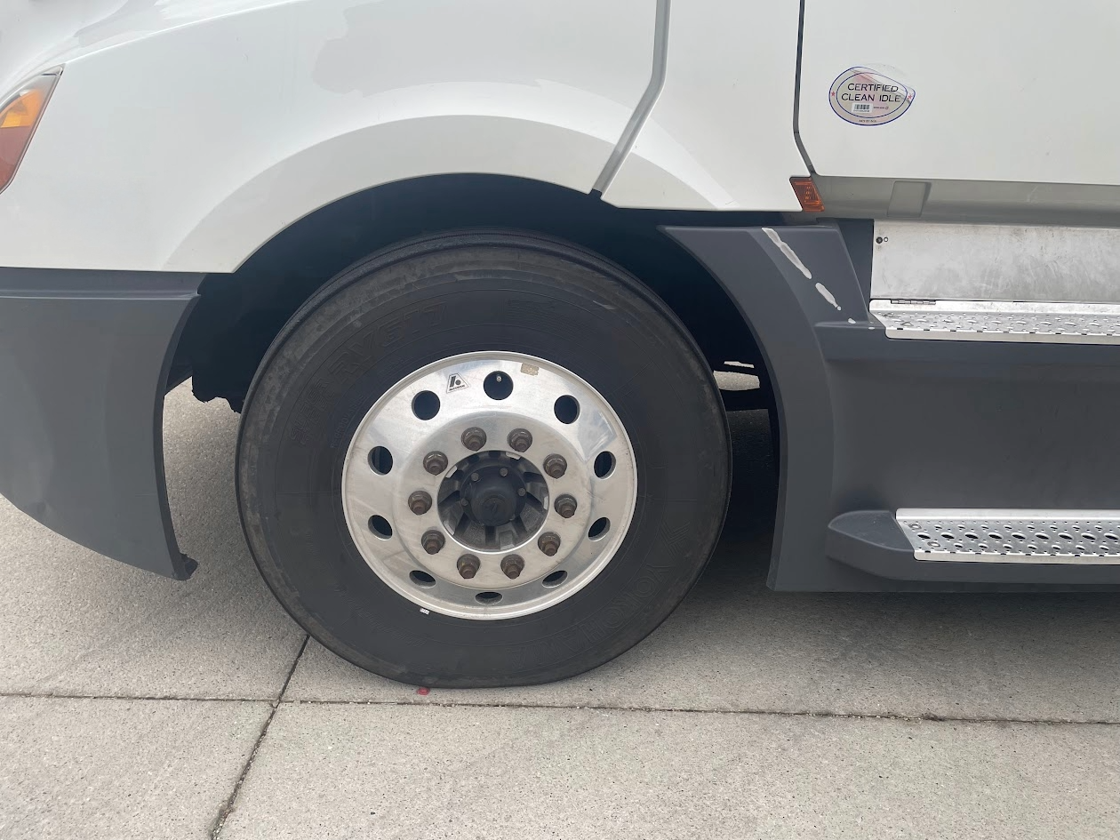 2020 Freightliner Cascadia Route One Trailers