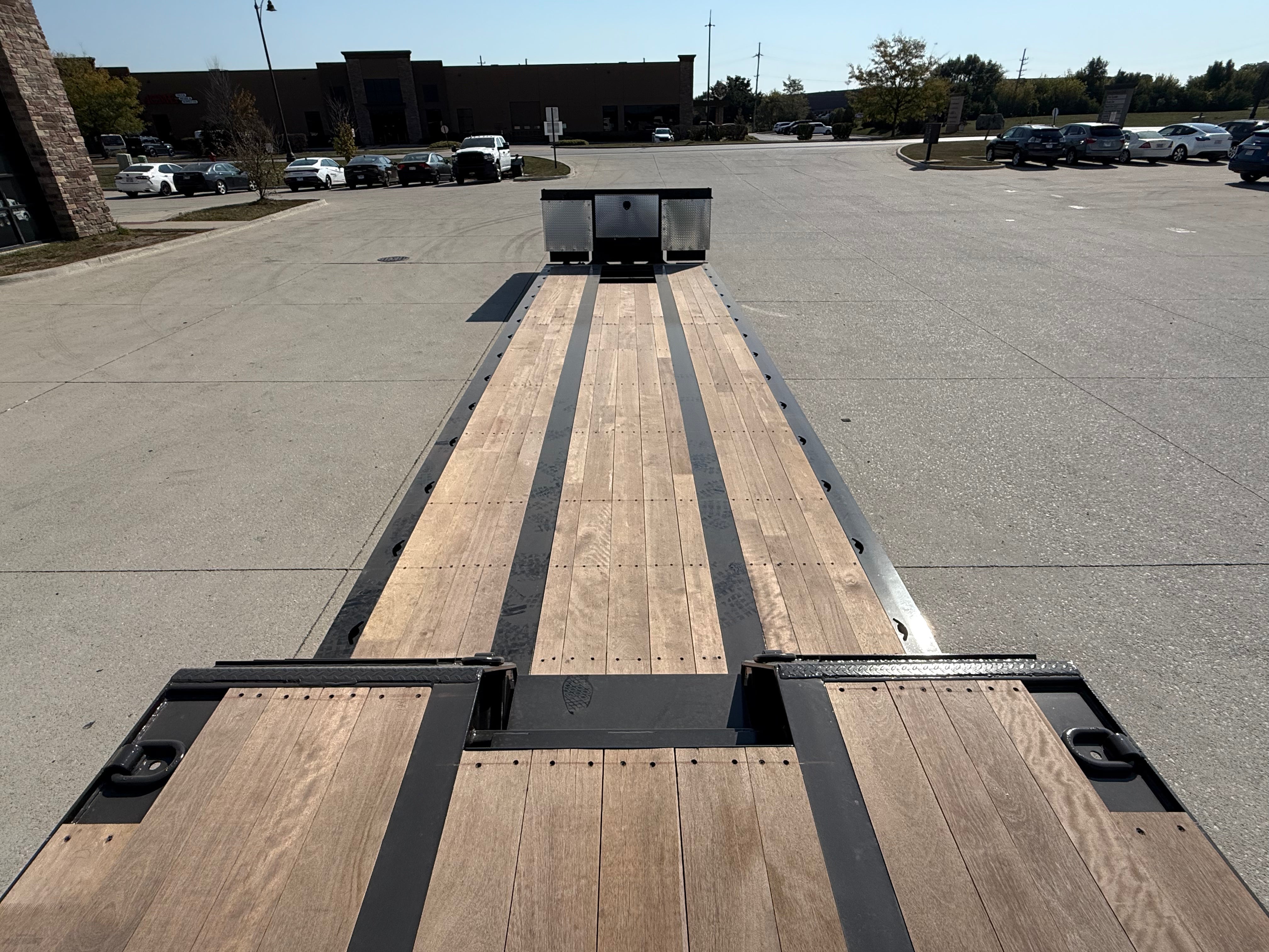 2027 XL 80 MFG Knight Route One Trailers
