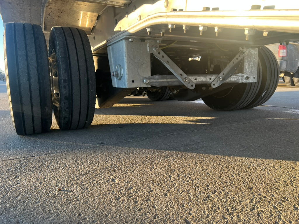 2026 Extreme XS70 Step Deck Tri Axle Low Pro R17.5