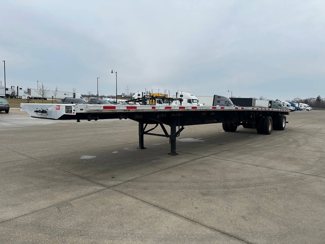 2018 Transcraft 554C Flatbed Route One Trailers