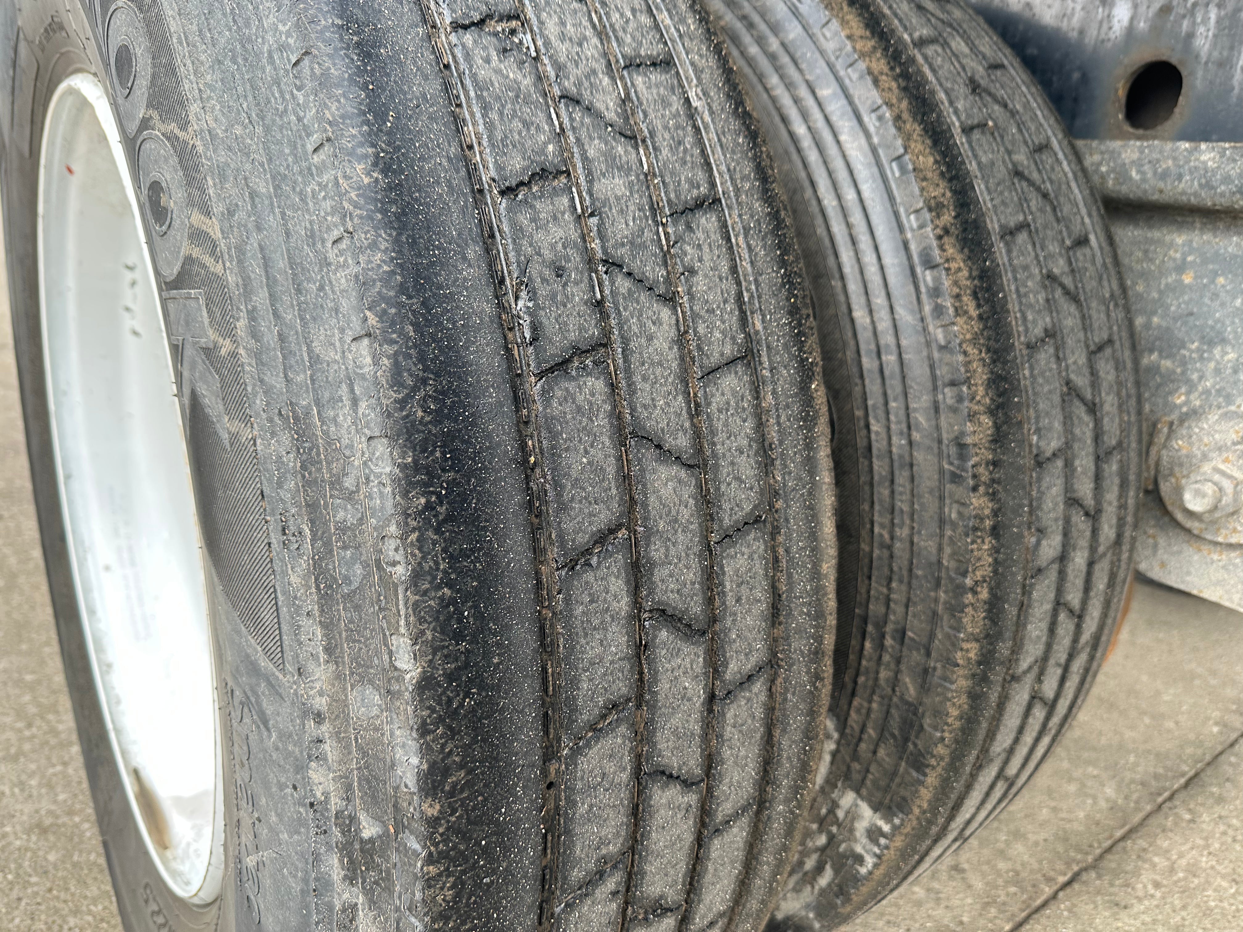 2018 Transcraft 554C Flatbed Route One Trailers