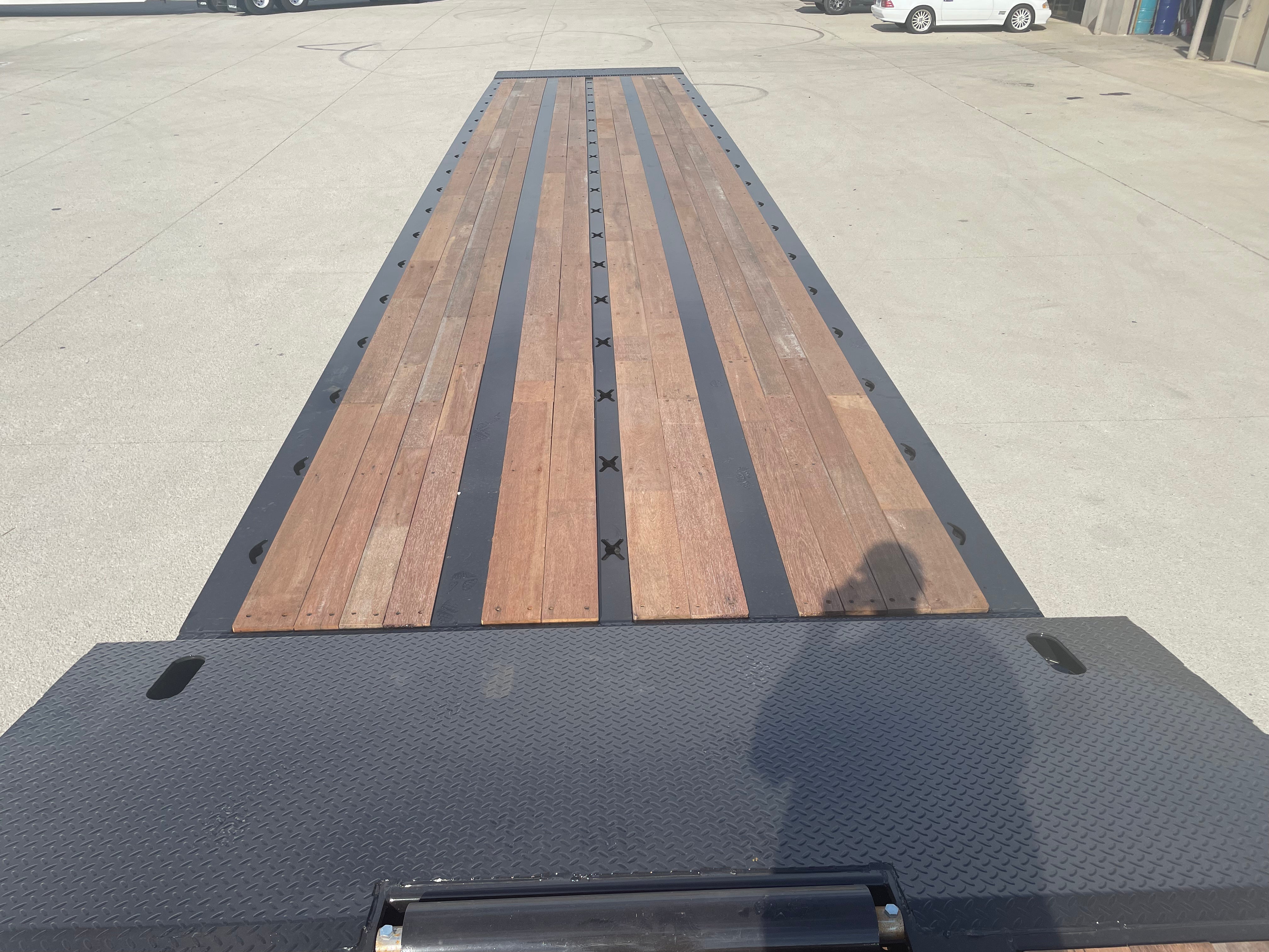 XL Specialized - 2026 XL 80 SA : Sentinel (Slide Axle) Route One Trailers