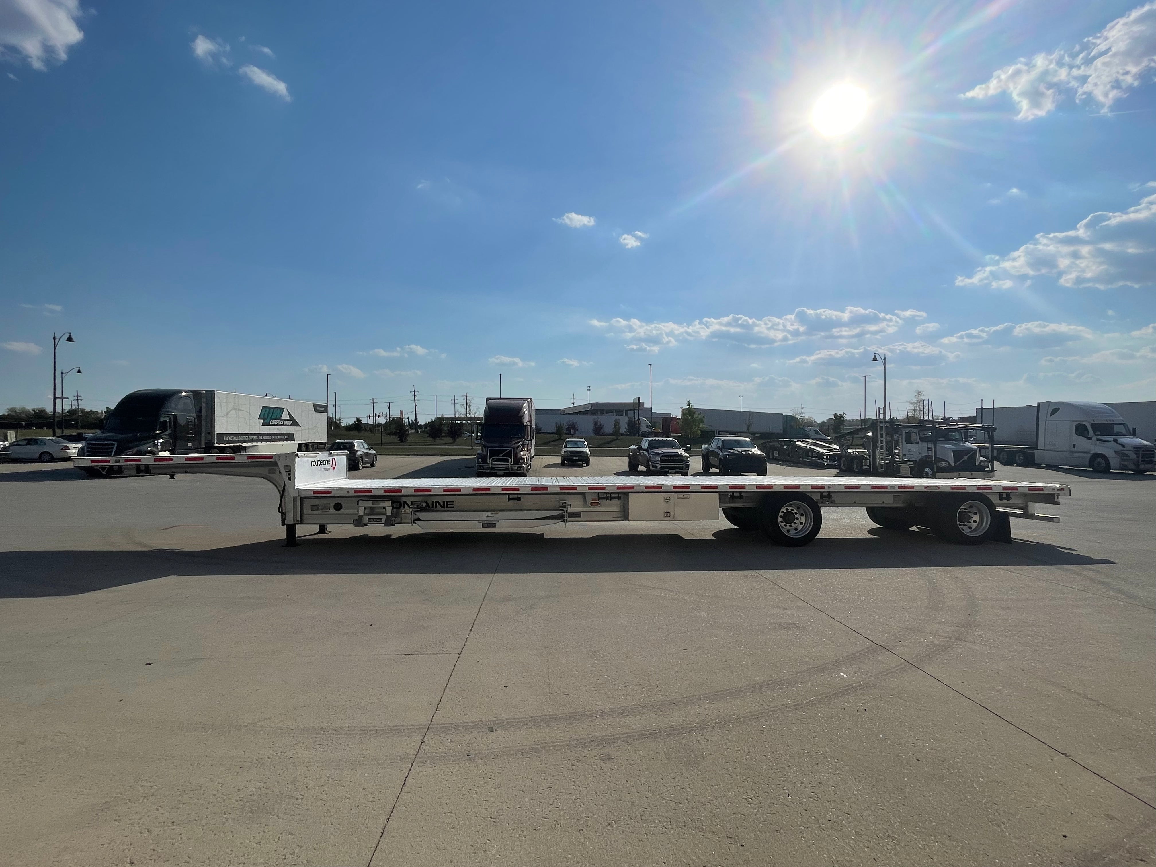 2022 Fontaine Revolution Step Deck Aluminum 53’