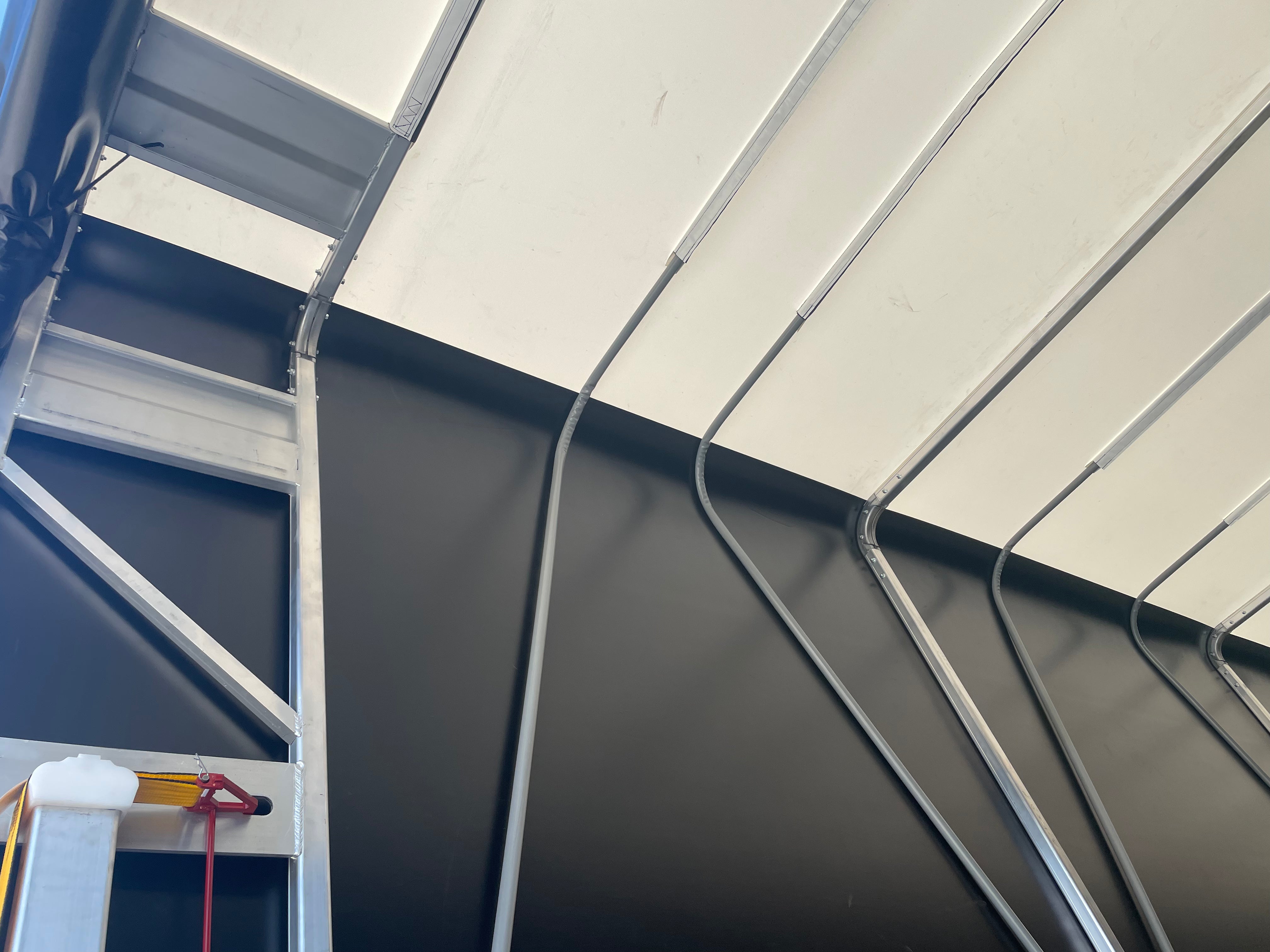 2021 Reitnouer MaxMiser LP Flatbed Conestoga Verduyn