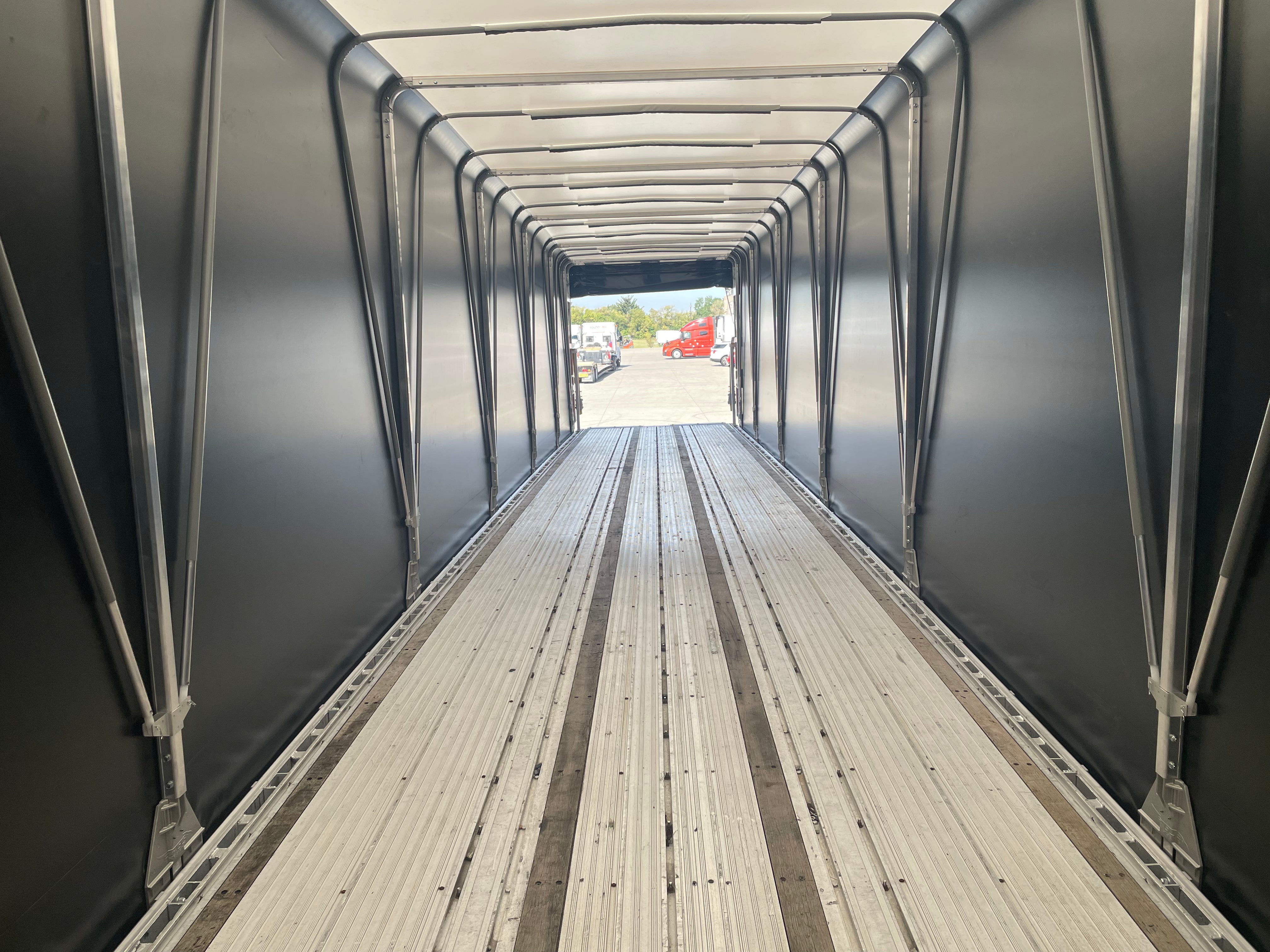 2021 Reitnouer MaxMiser LP Flatbed Conestoga Verduyn