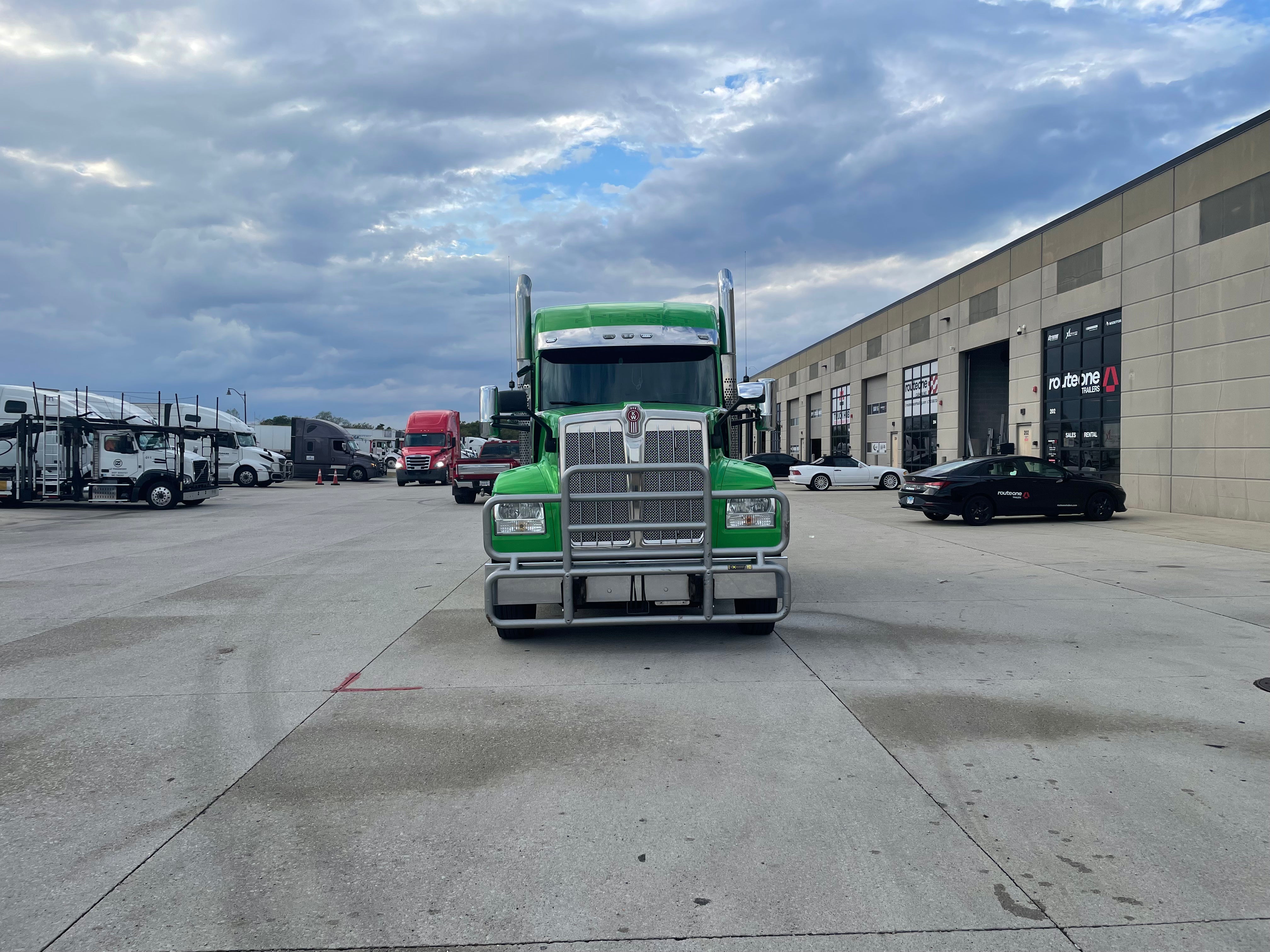 2020 Kenworth W990