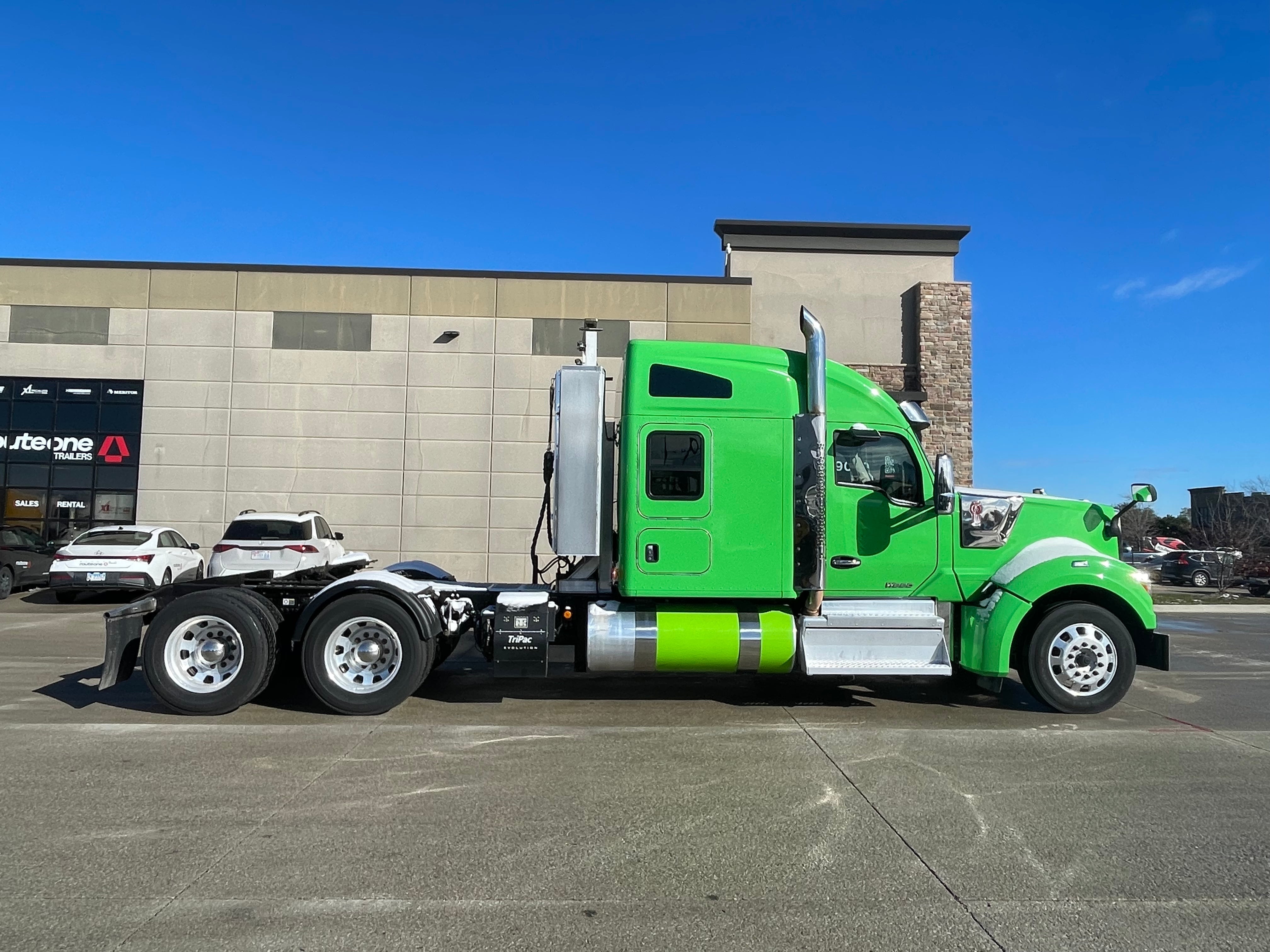 2020 Kenworth W990 Route One Trailers