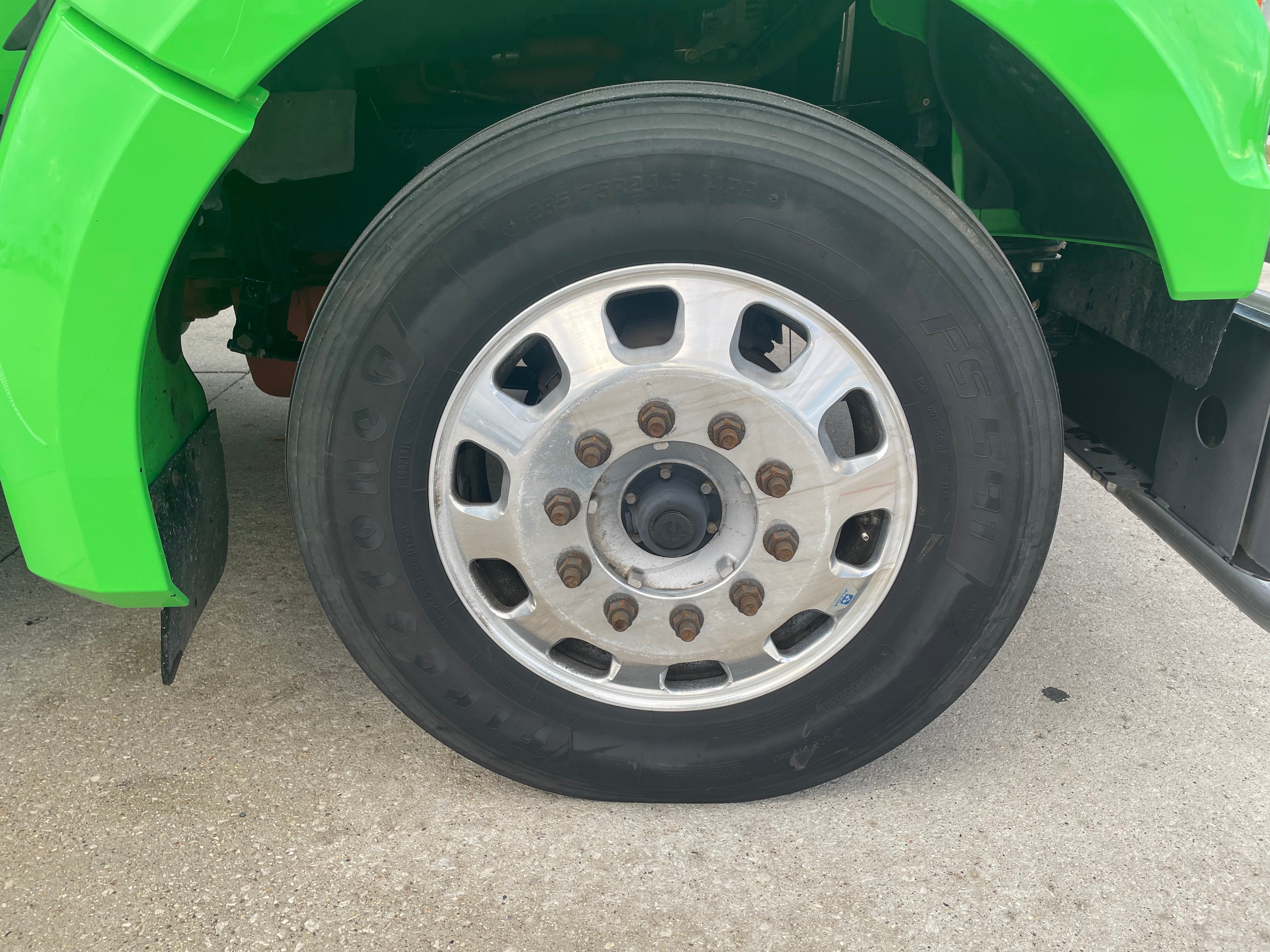 2020 Kenworth W990 Route One Trailers