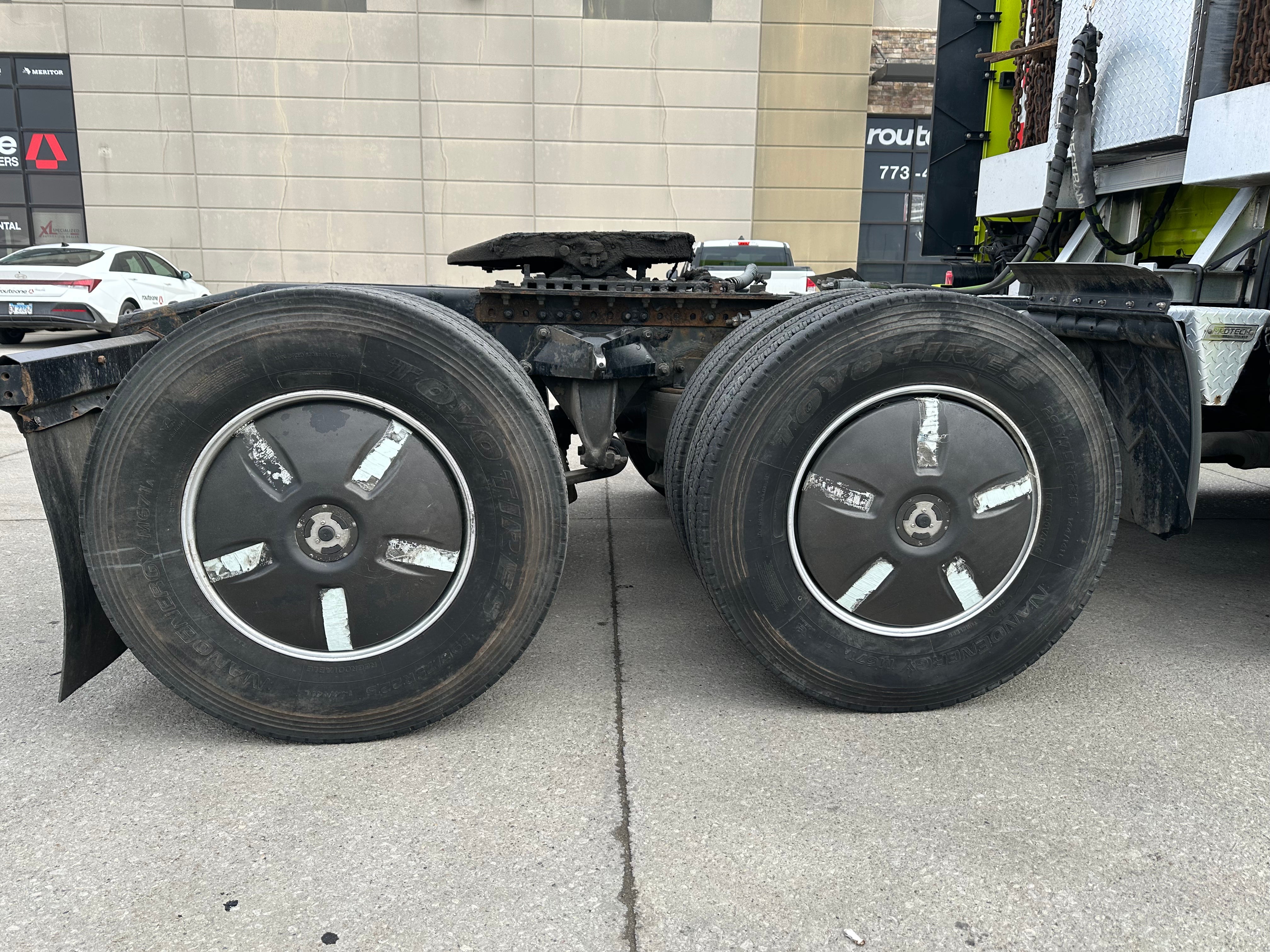 2018 Freightliner Cascadia Route One Trailers