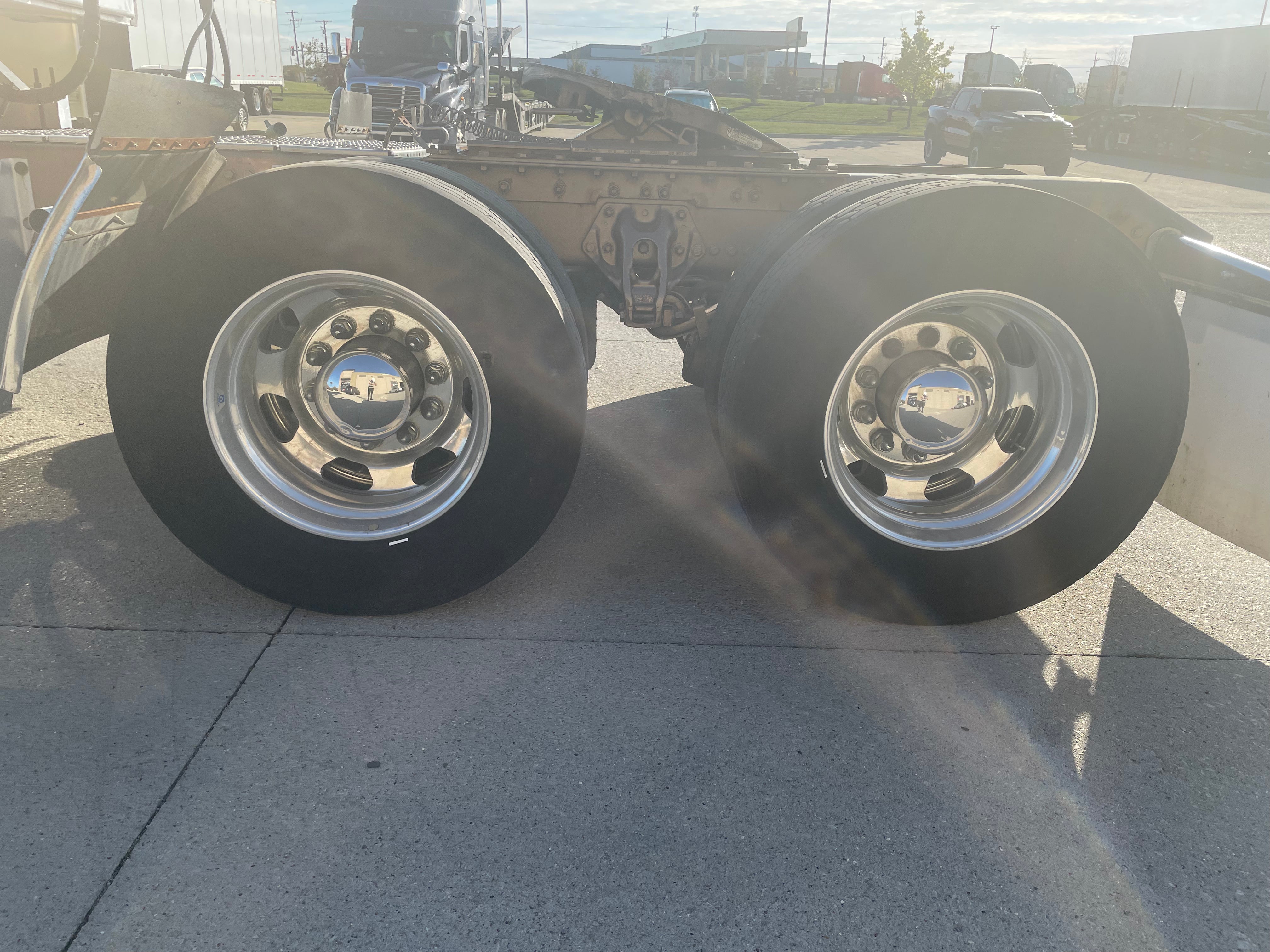 2020 Kenworth W900 Studio Sleeper