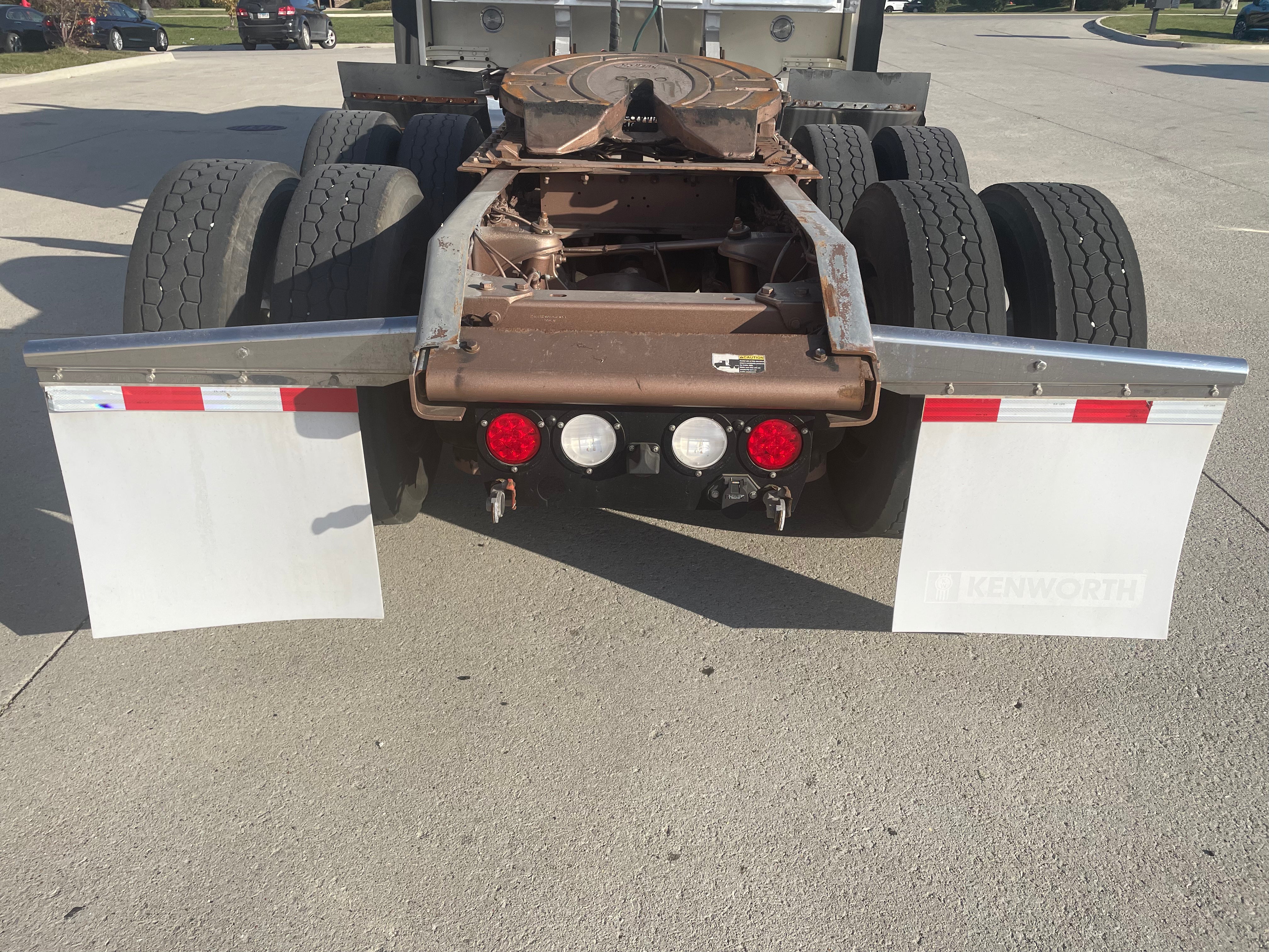 2020 Kenworth W900 Studio Sleeper Route One Trailers