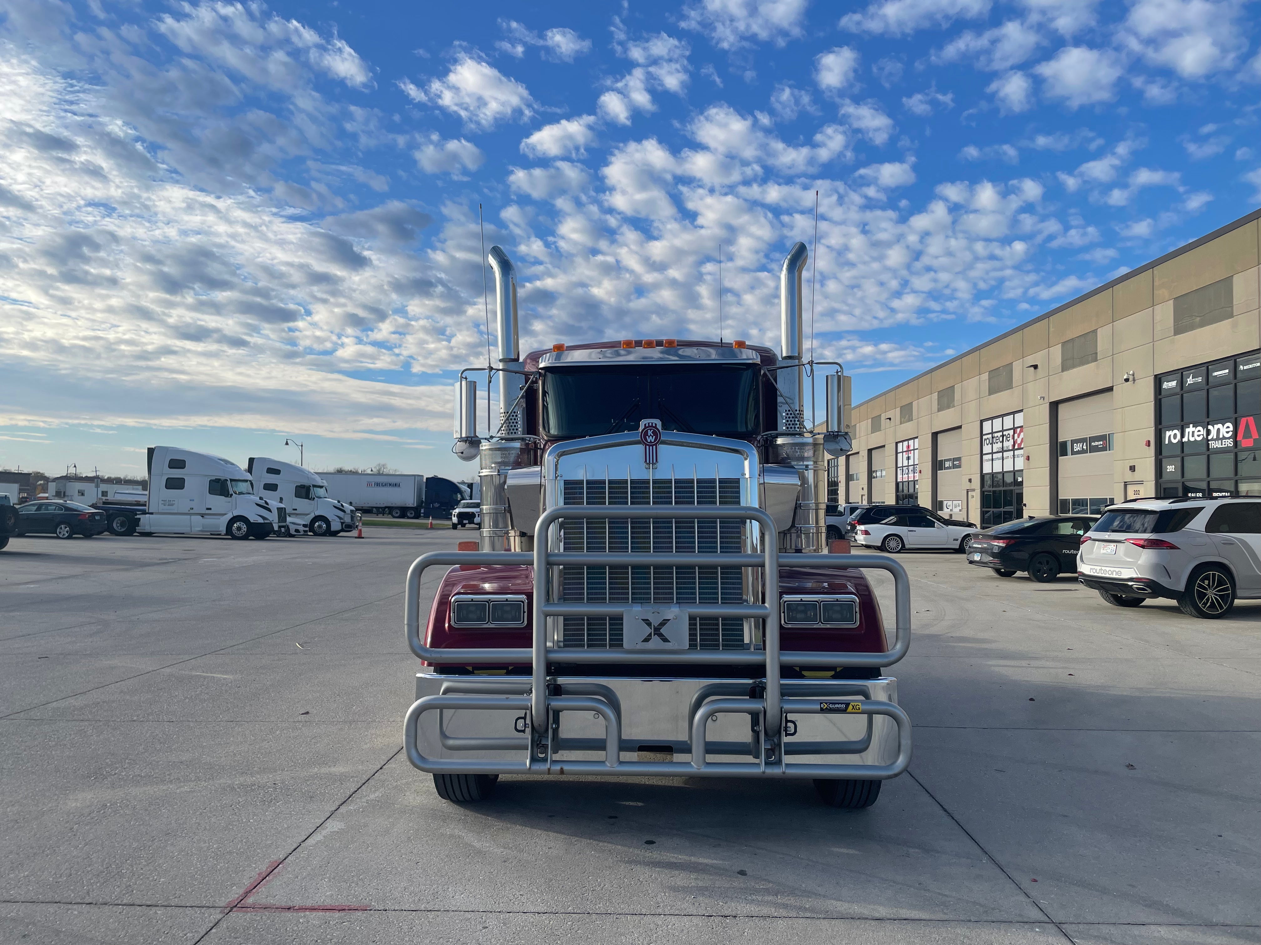 2022 KW W900 AEROCAB SLEEPER