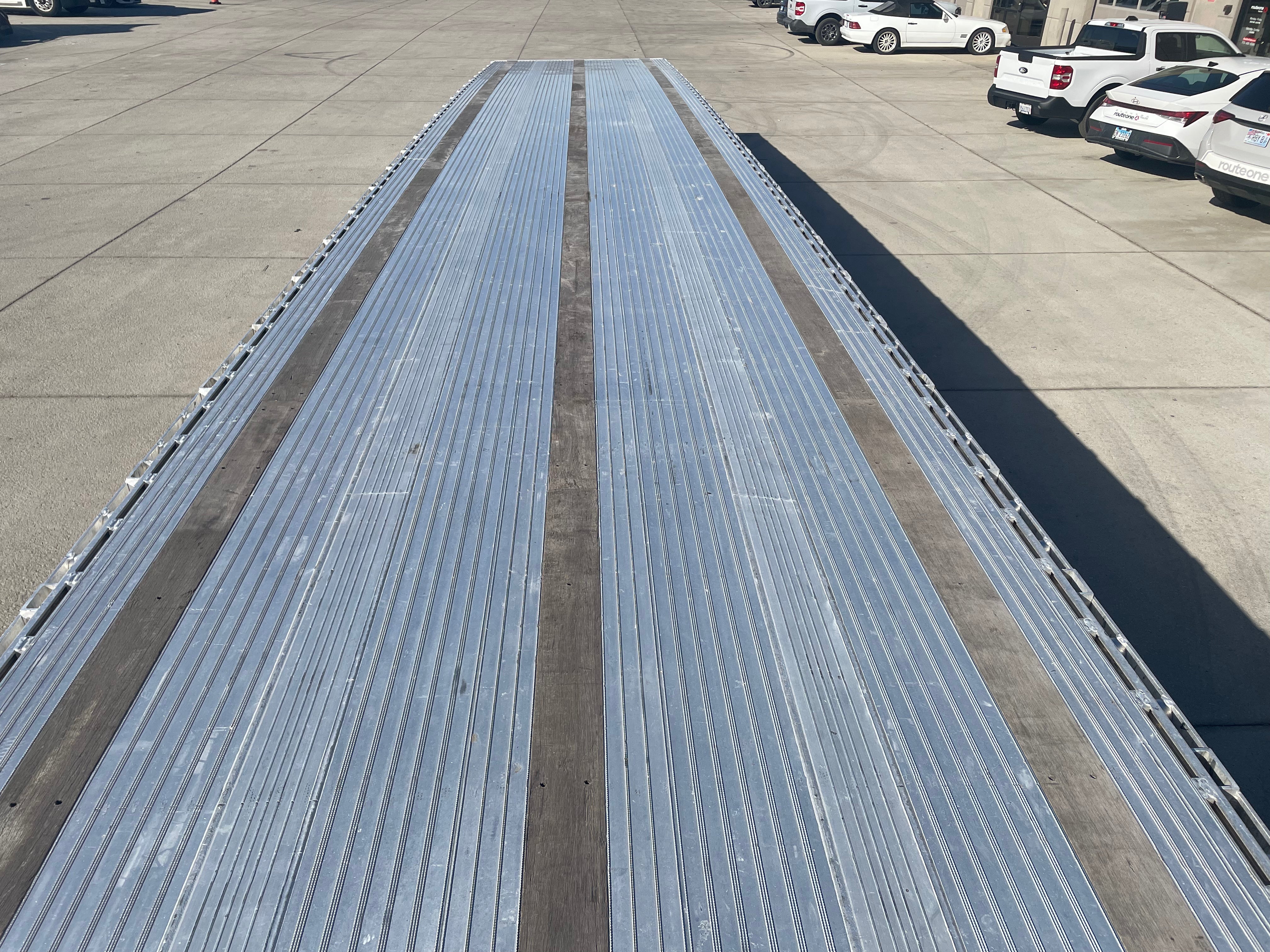 2021 East BST Flatbed Route One Trailers