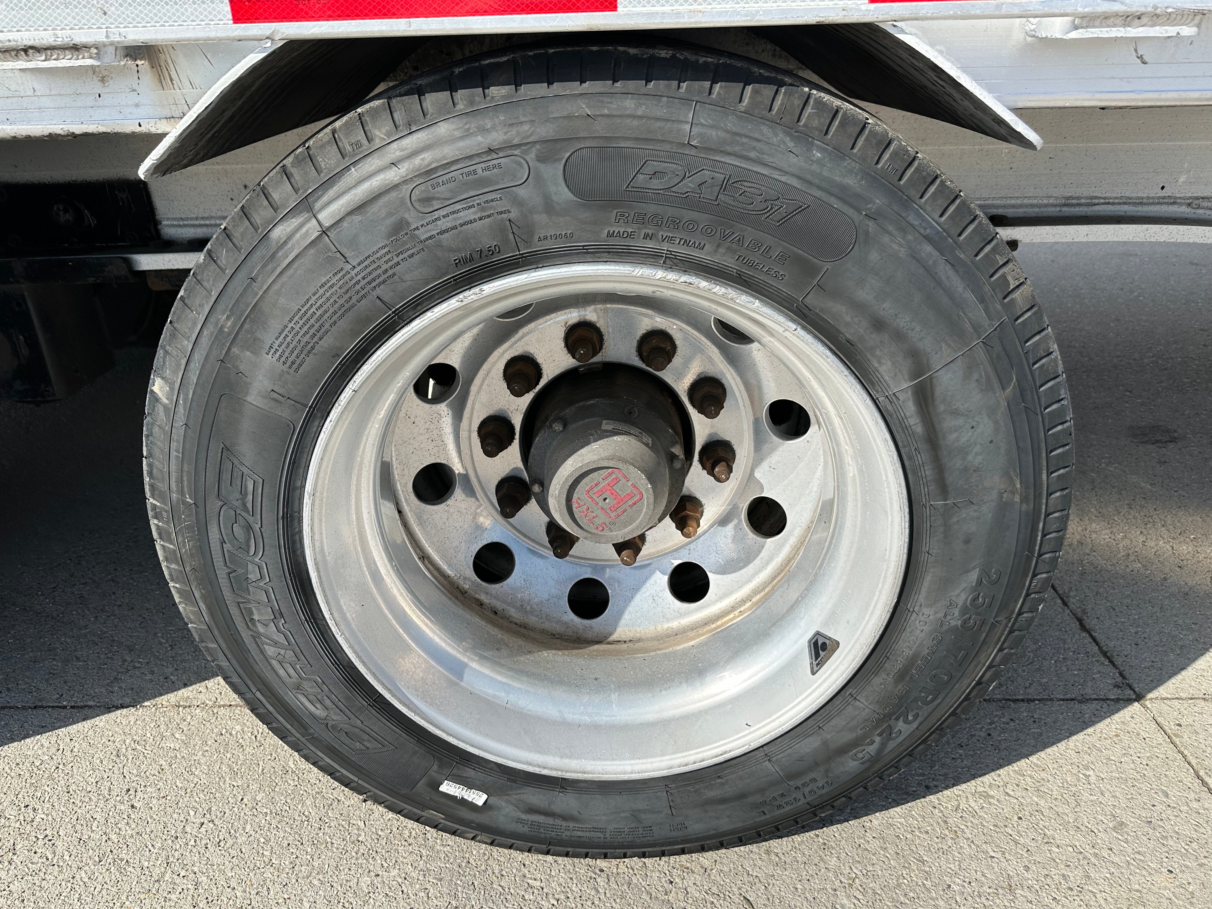 2022 Transcraft 524 Aluminum Step Deck Route One Trailers