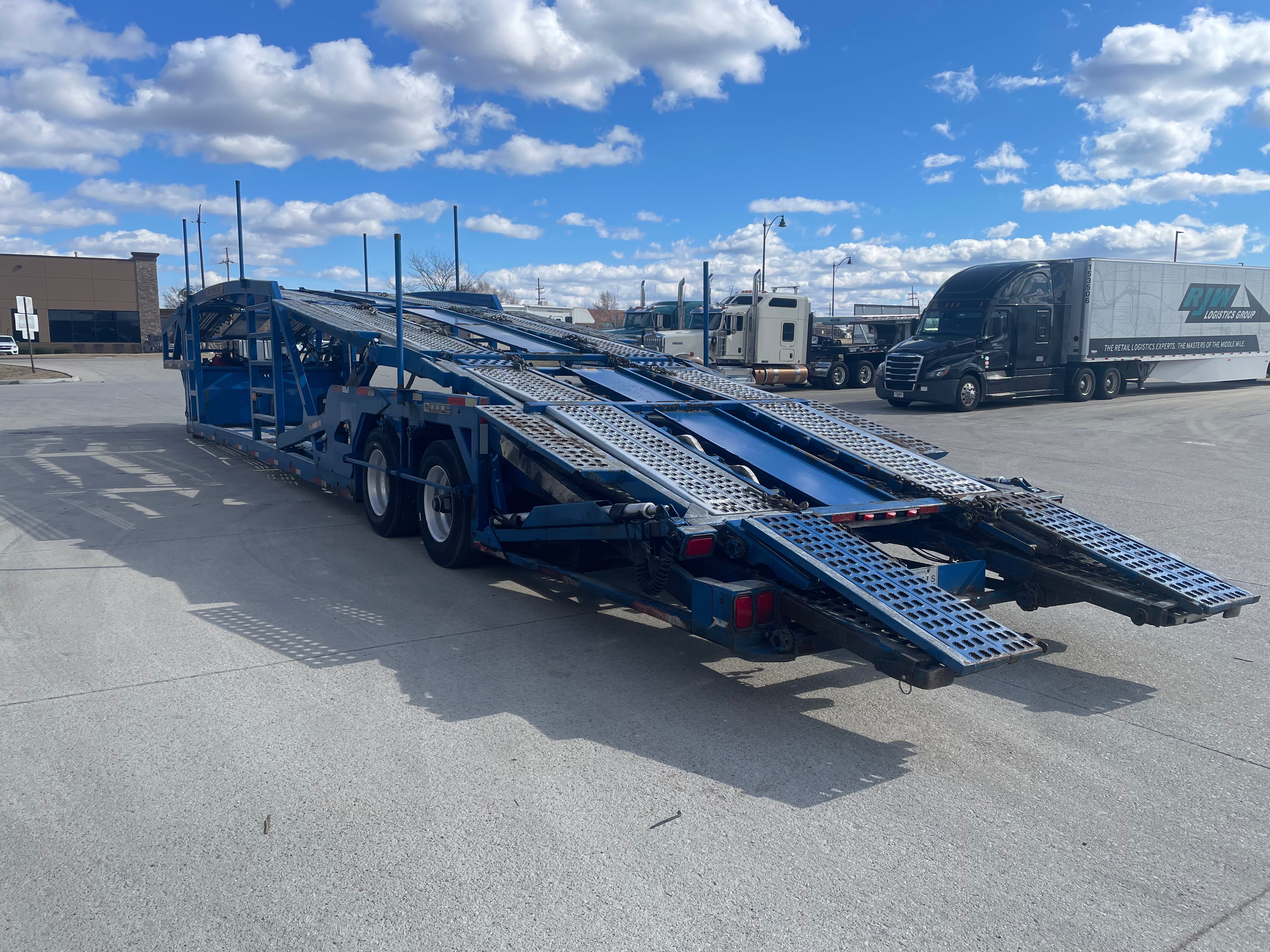 2015 Cottrell 7-Car Carhauler Route One Trailers