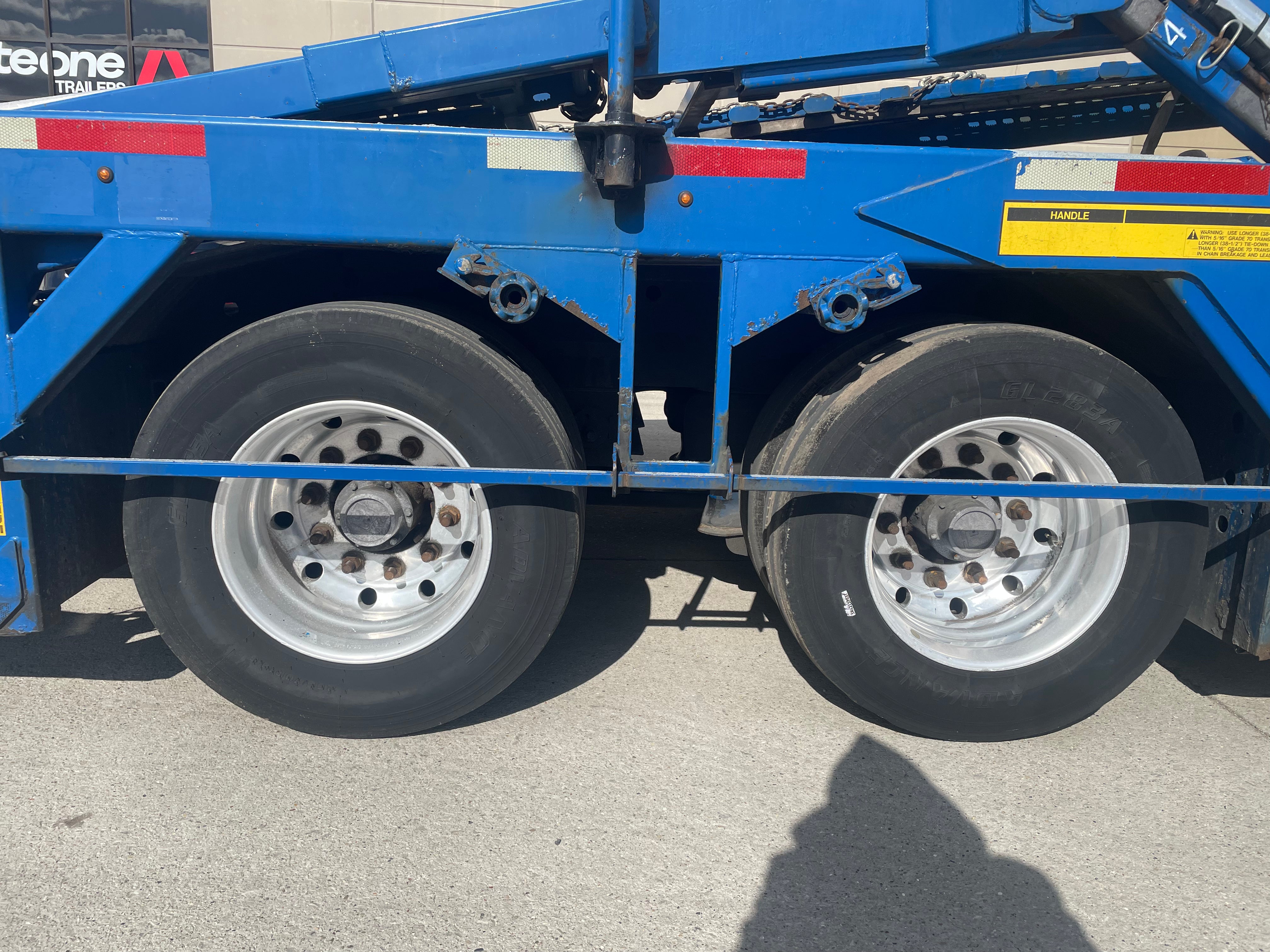 2015 Cottrell 7-Car Carhauler Route One Trailers