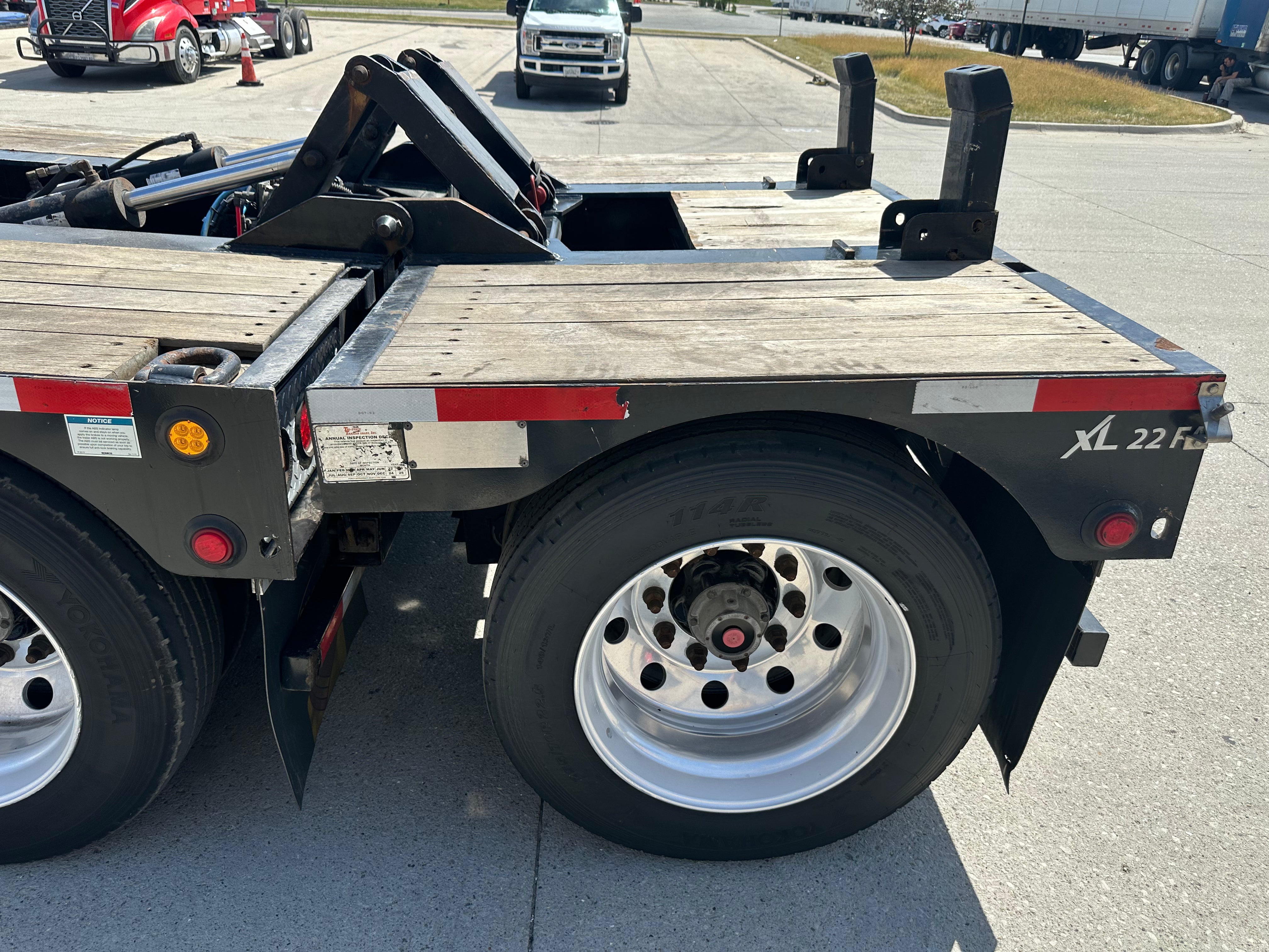2023 XL Specialized 80 HDE Route One Trailers