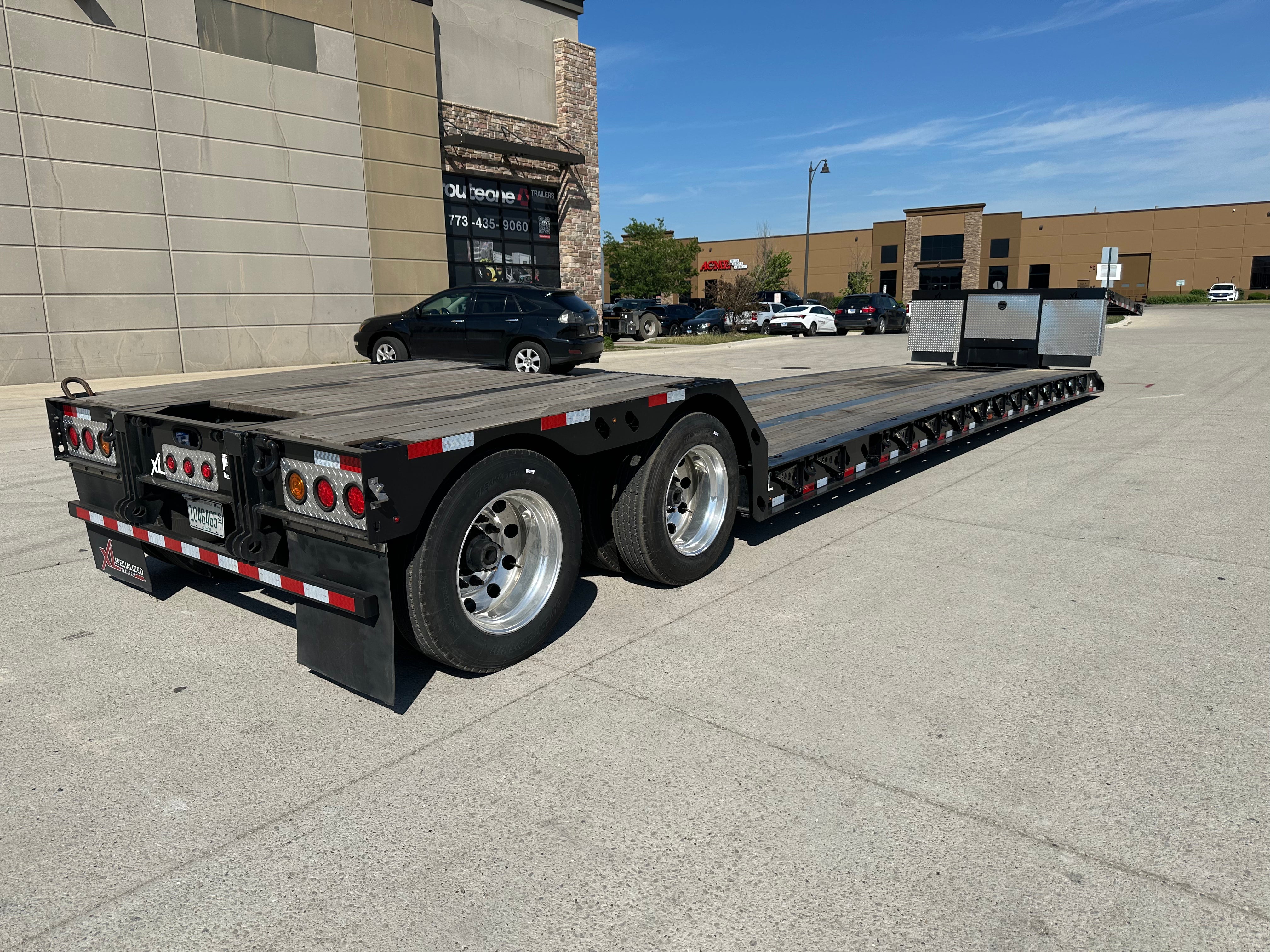 2026 XL Specialized 80 MFG-Knight Route One Trailers