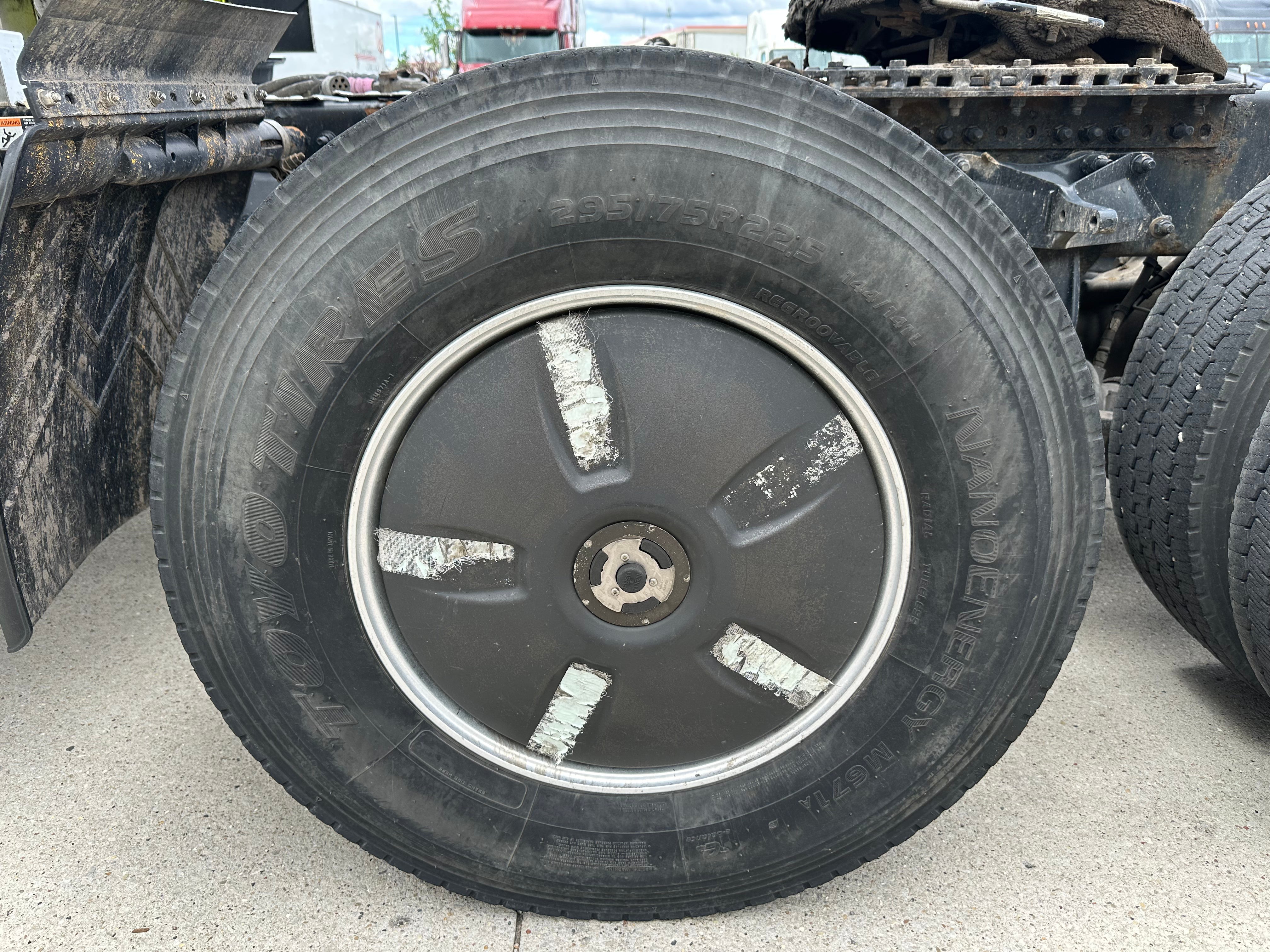 2018 Freightliner Cascadia Route One Trailers