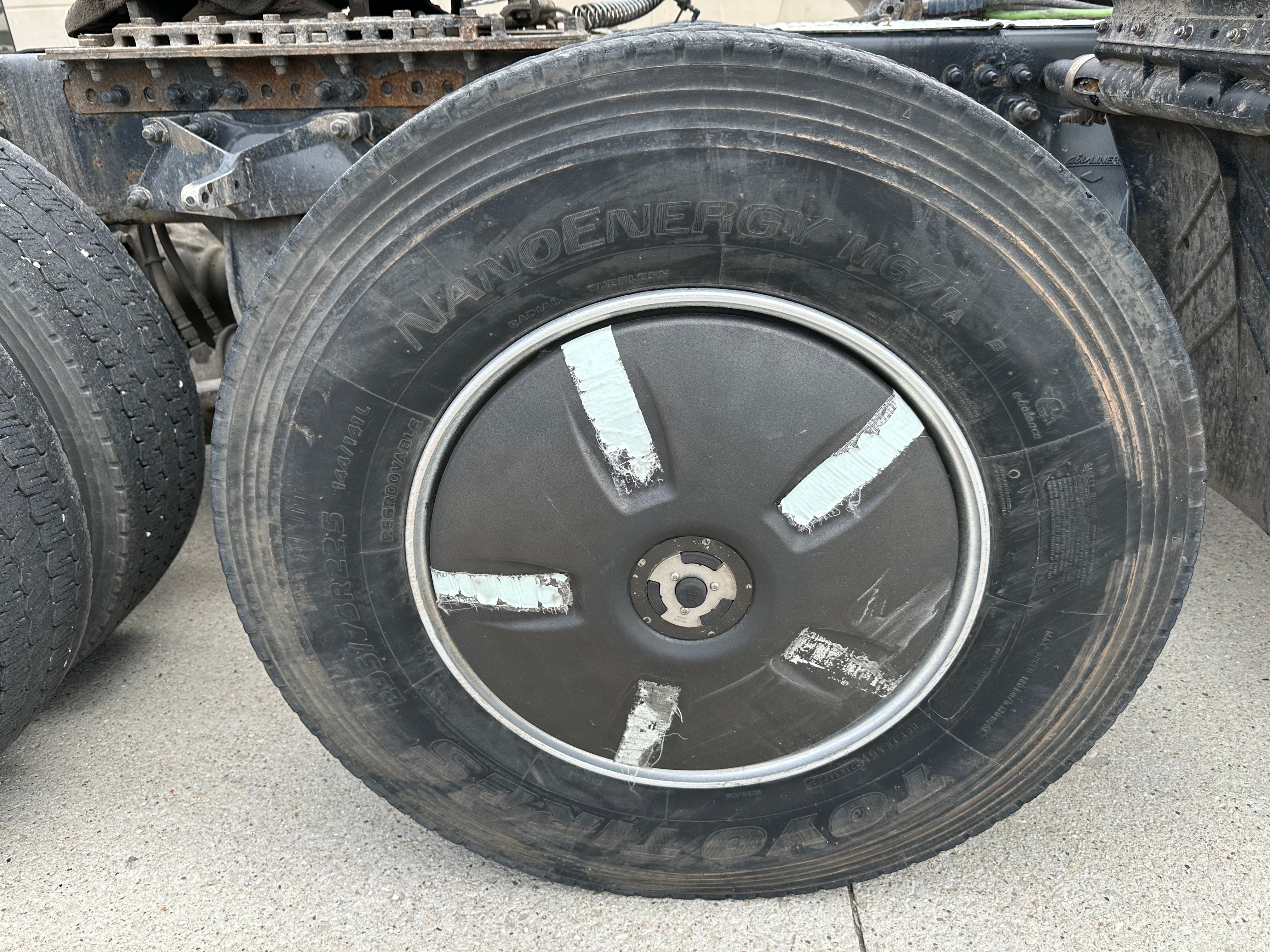 2018 Freightliner Cascadia Route One Trailers
