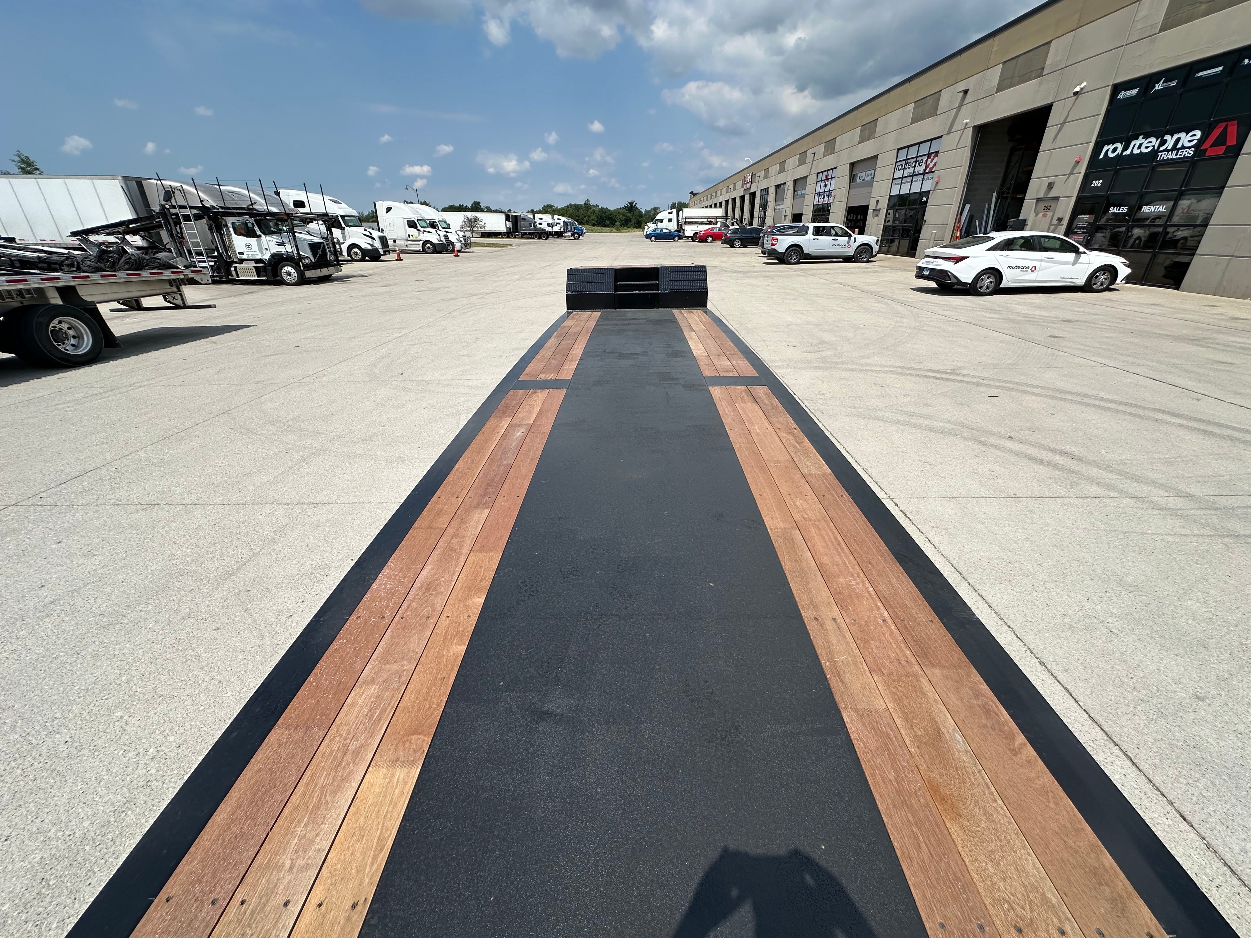 2027 XL 70 HDGS - Mini Deck Route One Trailers