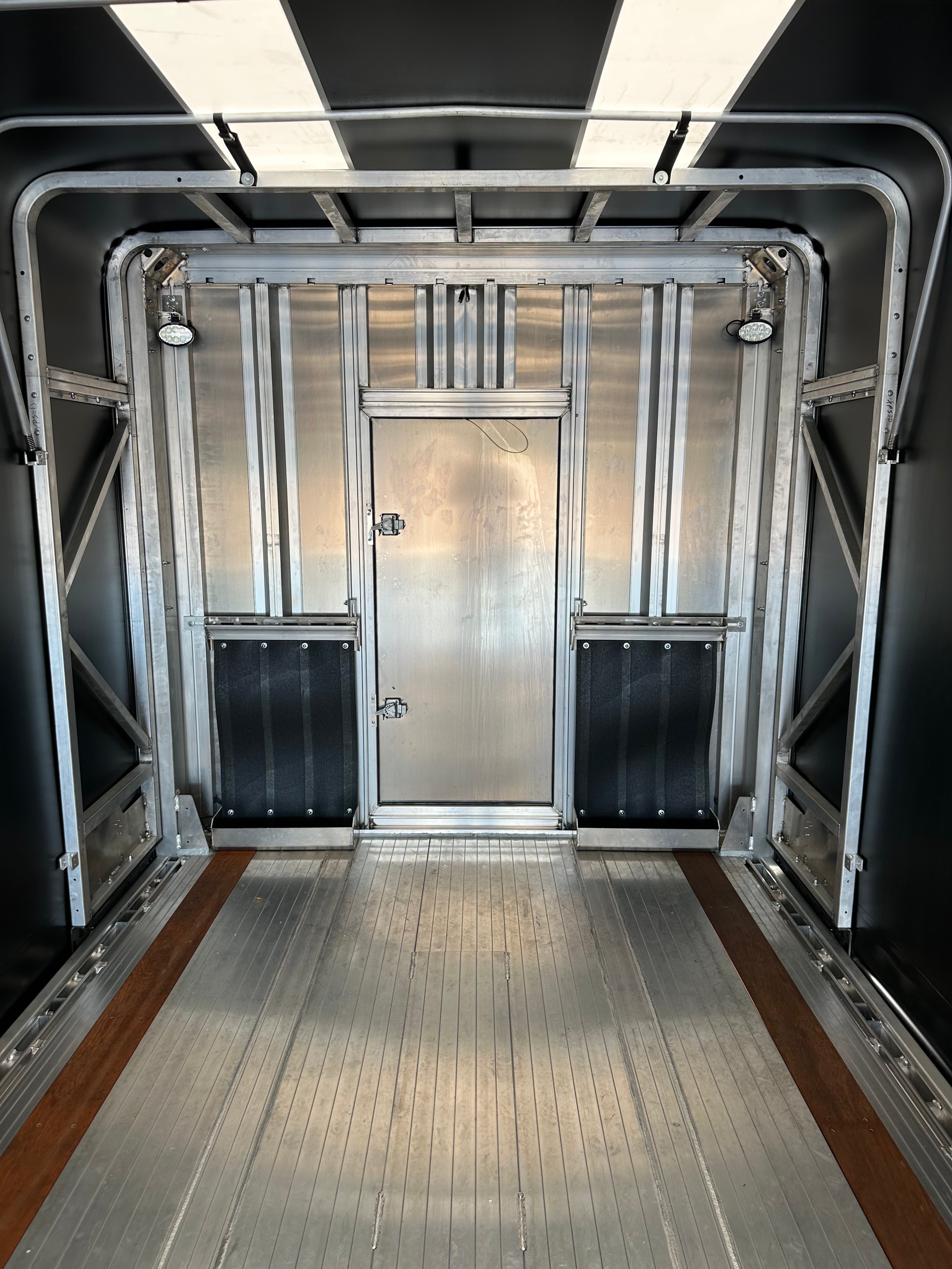 Conestoga XP by Aero Industries Route One Trailers