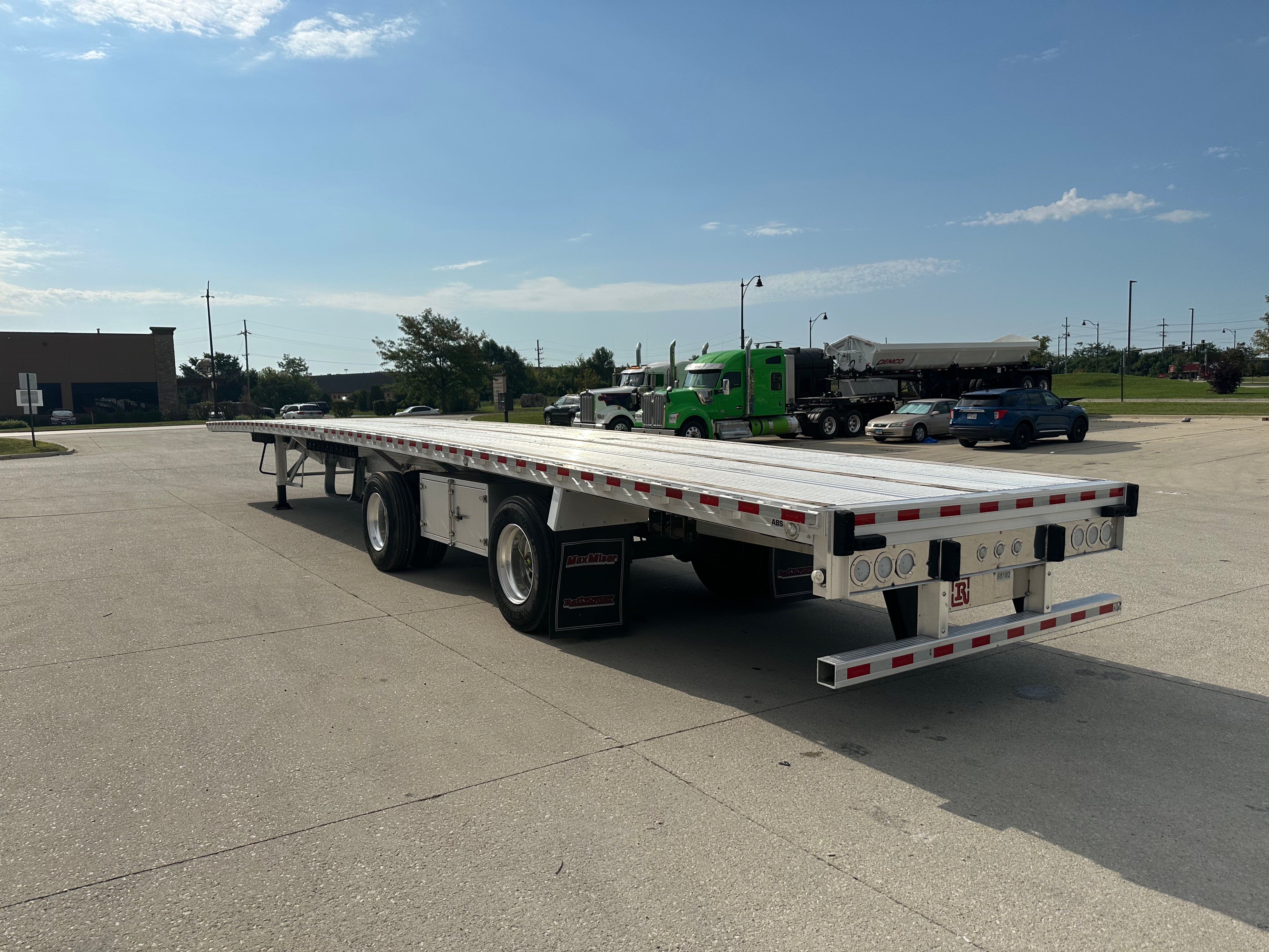 2024 Reitnouer Maxmiser Flatbed Route One Trailers