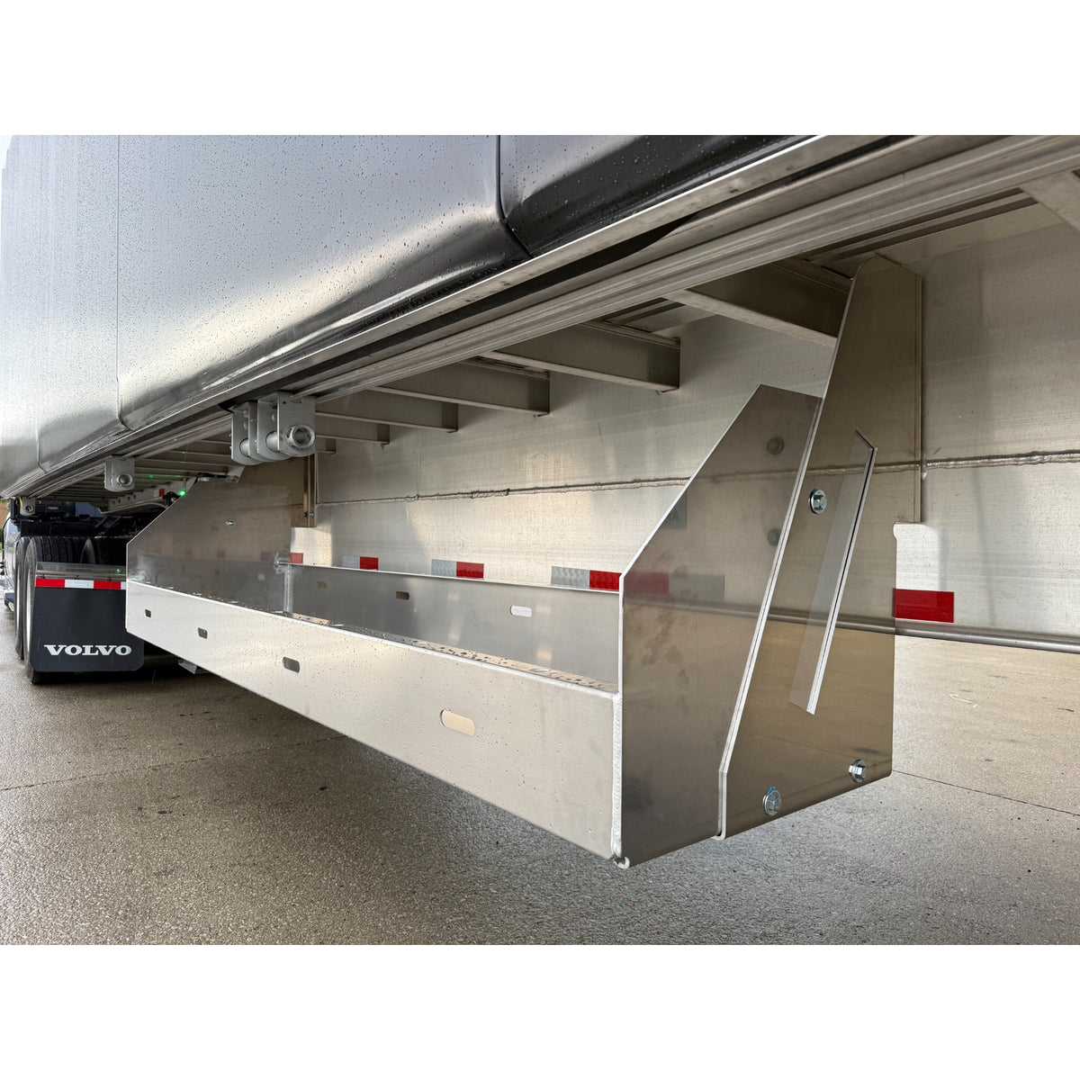 RouteOne: Aluminum Dunnage Rack - Solid Tray Lumber Rack - 102" x 24" x 24" Route One Trailers