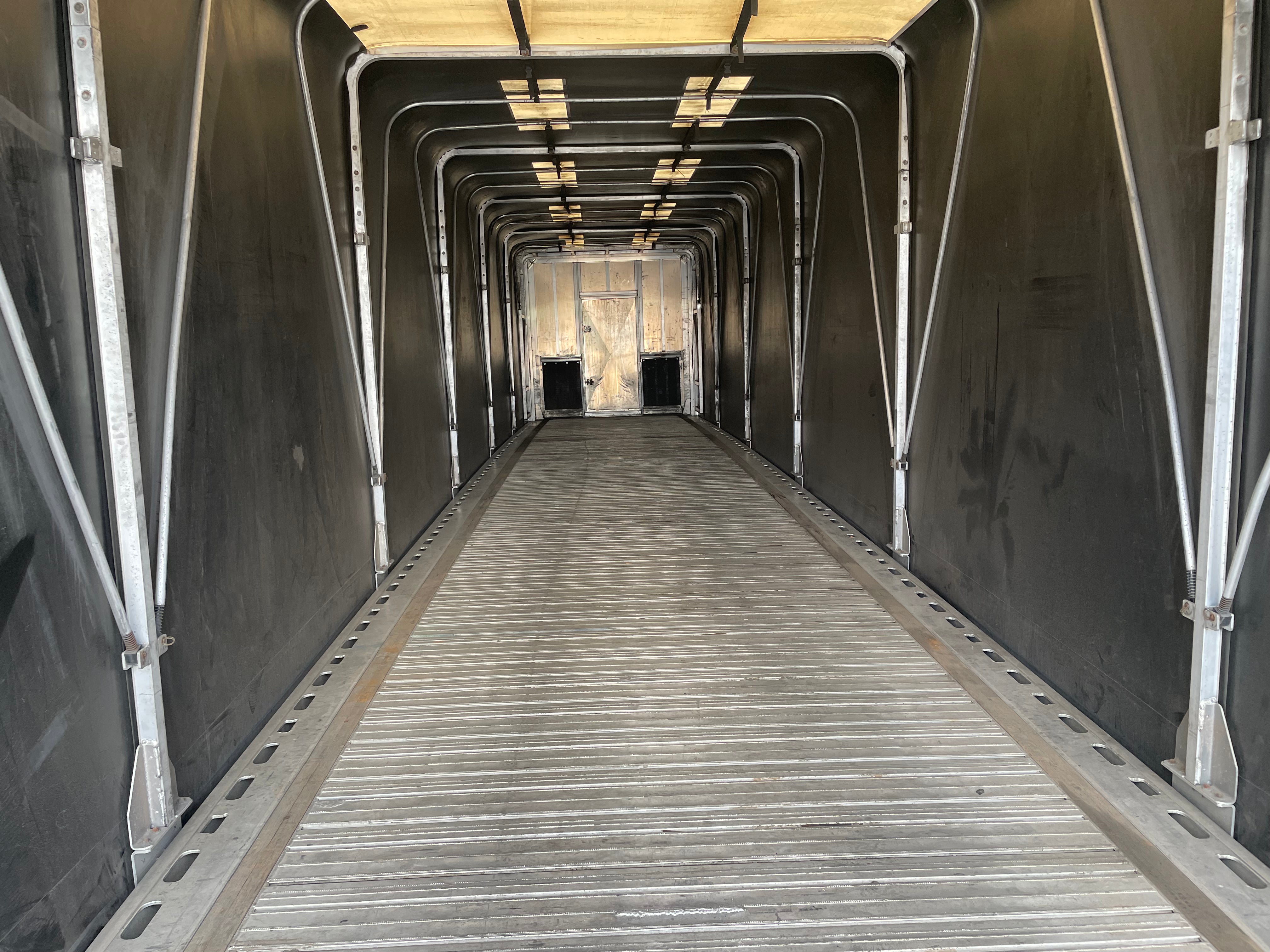 2016 Fontaine Flatbed Conestoga 53'