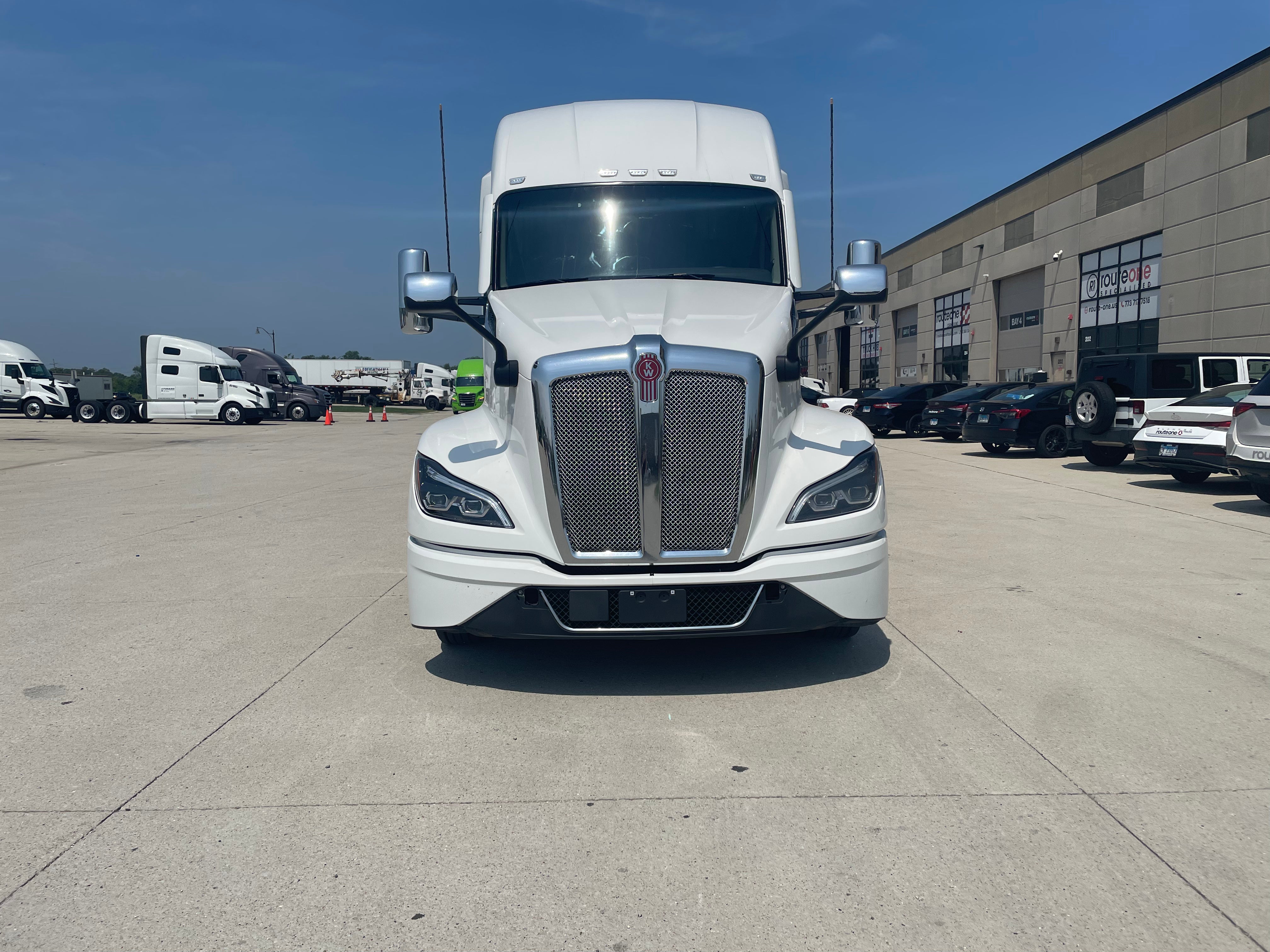 2022 Kenworth T680