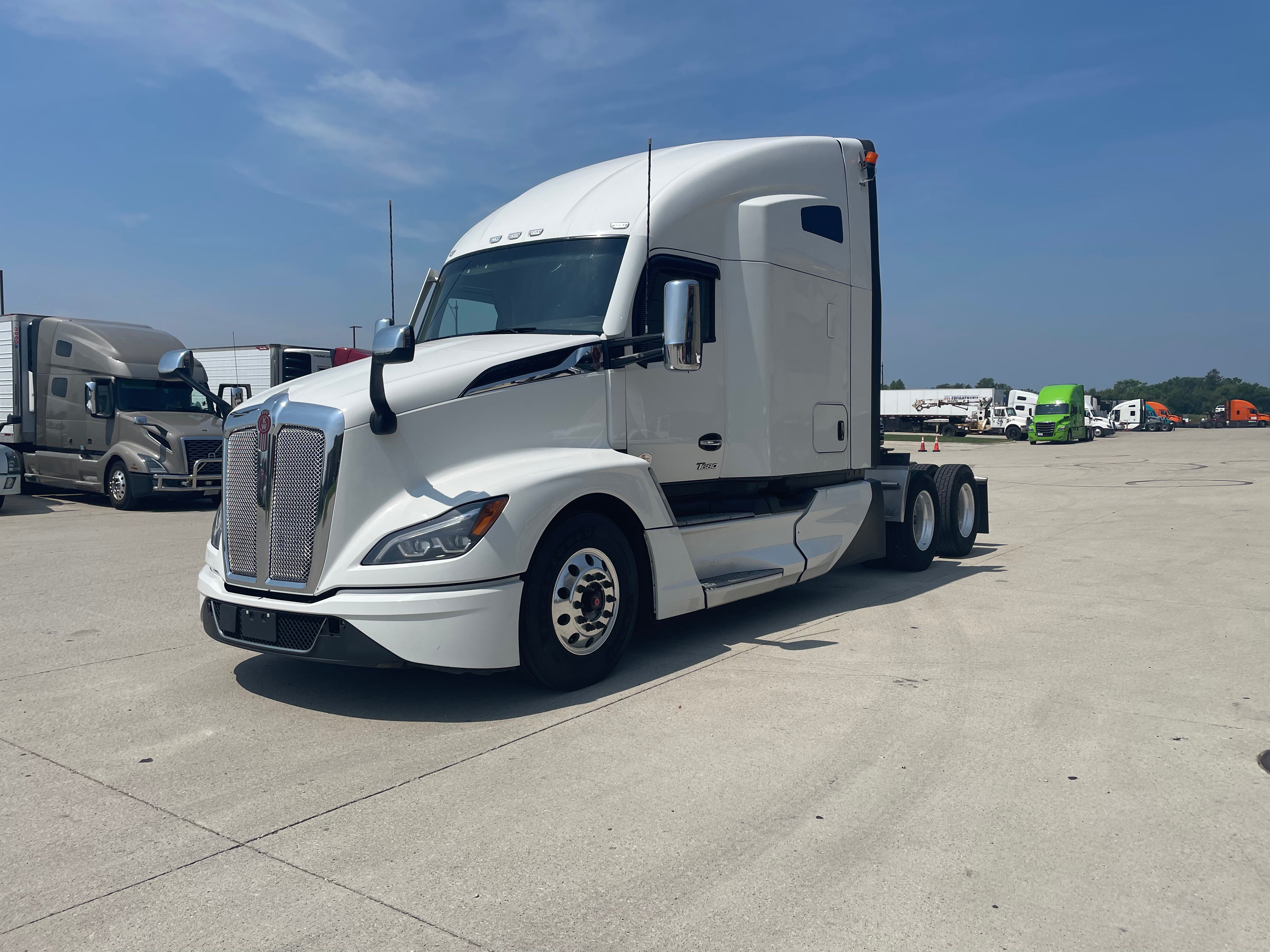 2022 Kenworth T680