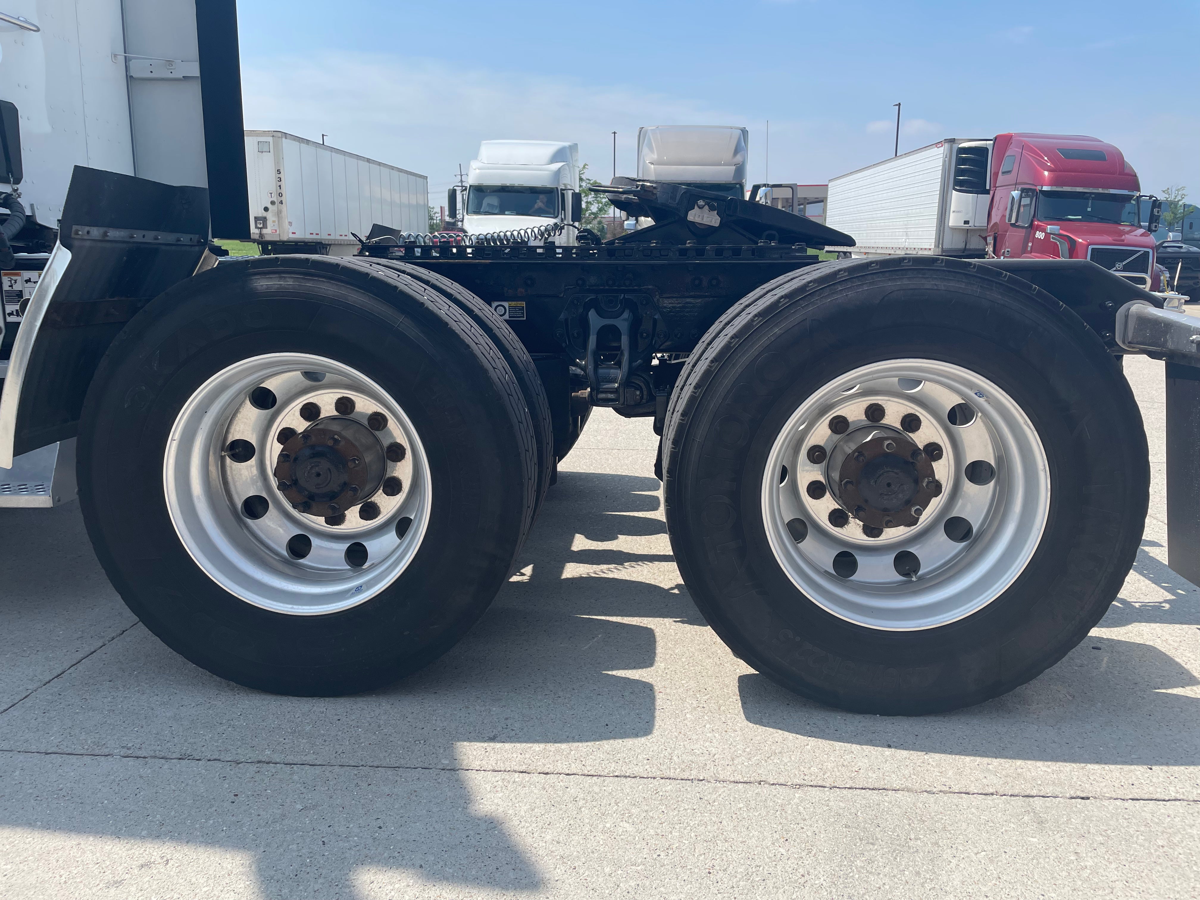 2022 Kenworth T680