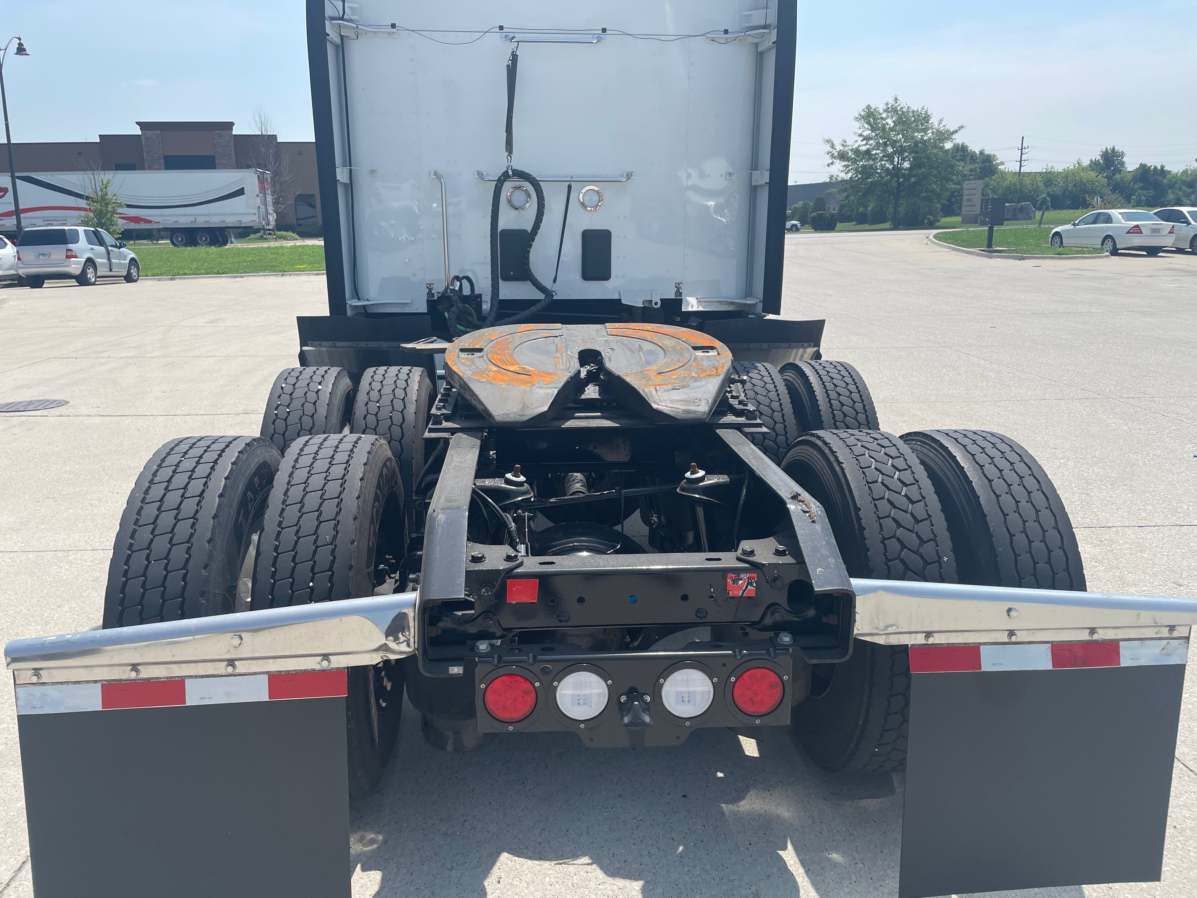 2022 Kenworth T680