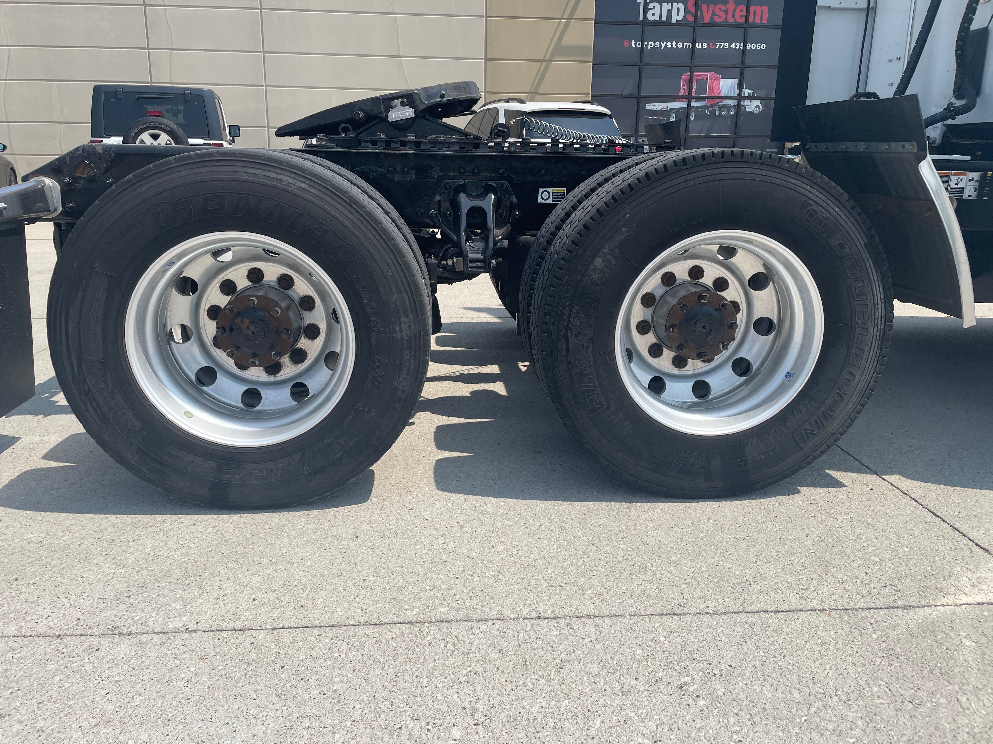 2022 Kenworth T680