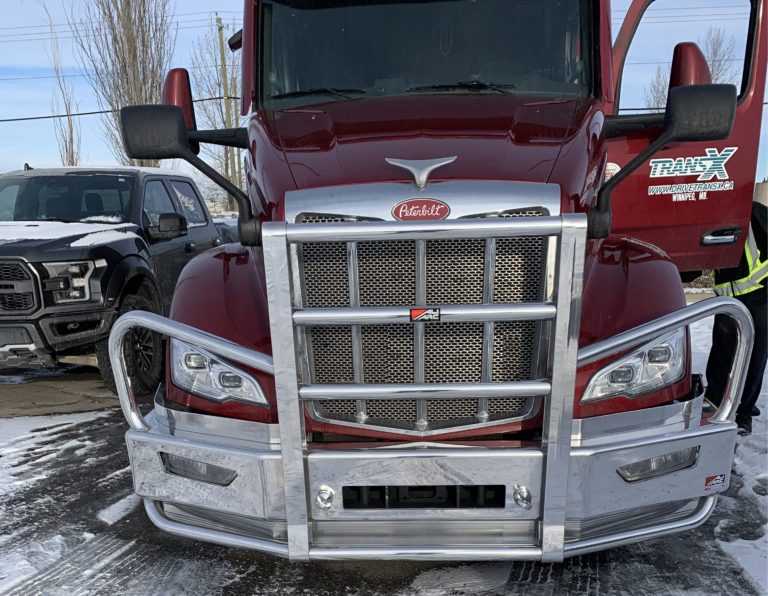 Peterbilt 579 2022-UP Route One Trailers
