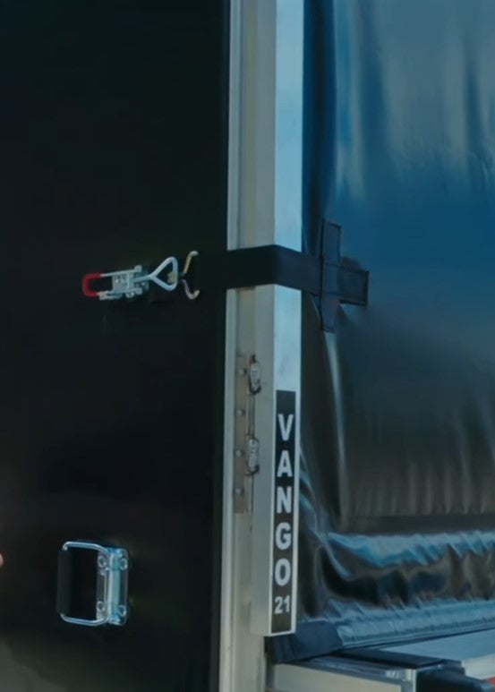 Hinge lock angle passenger side