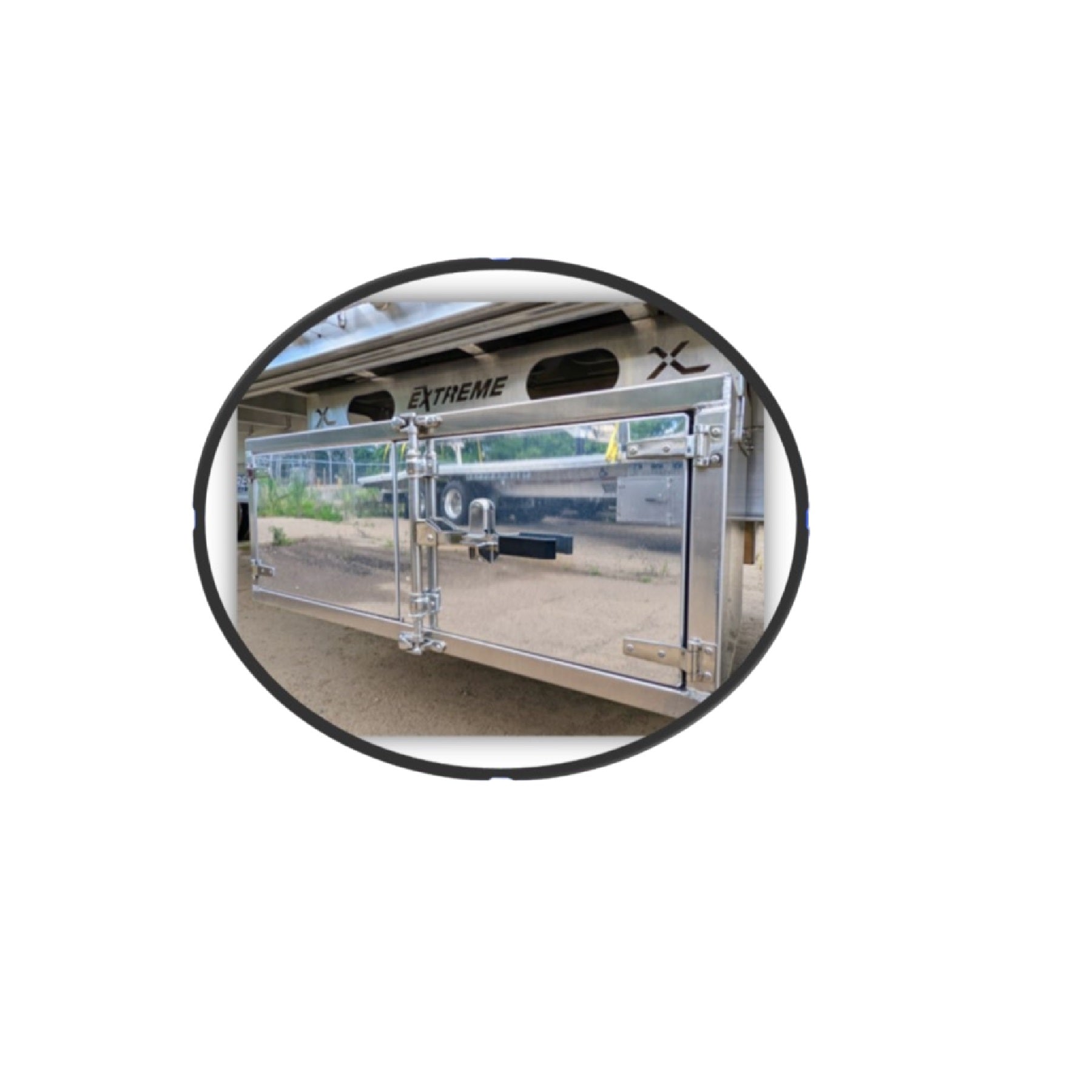 Extreme: Toolbox kits XP Series for Flatbed’s-24x24x60 Polished Door, Cam Lock, Piano Hinge DS Route One Trailers