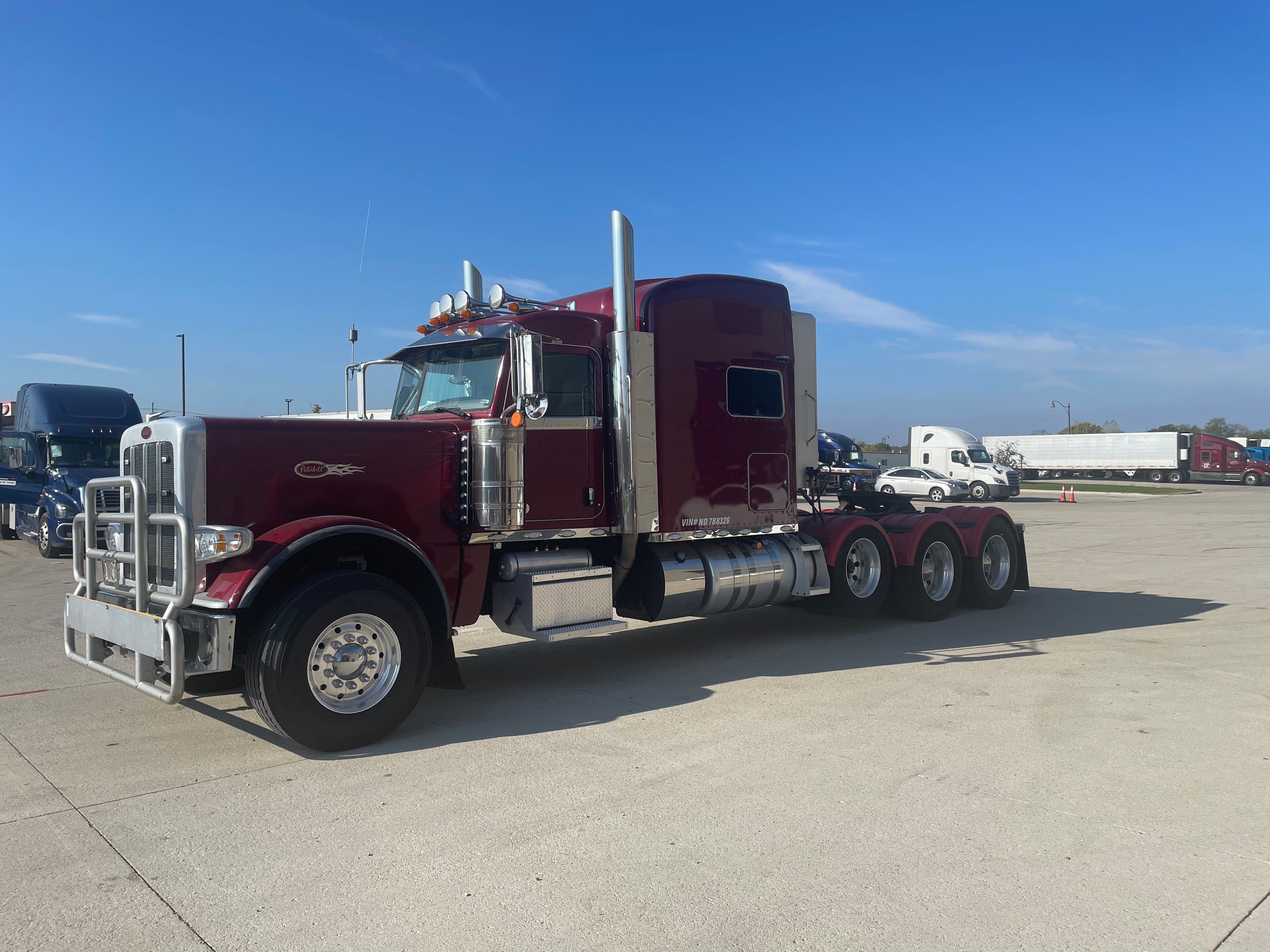 2022 Peterbilt 389