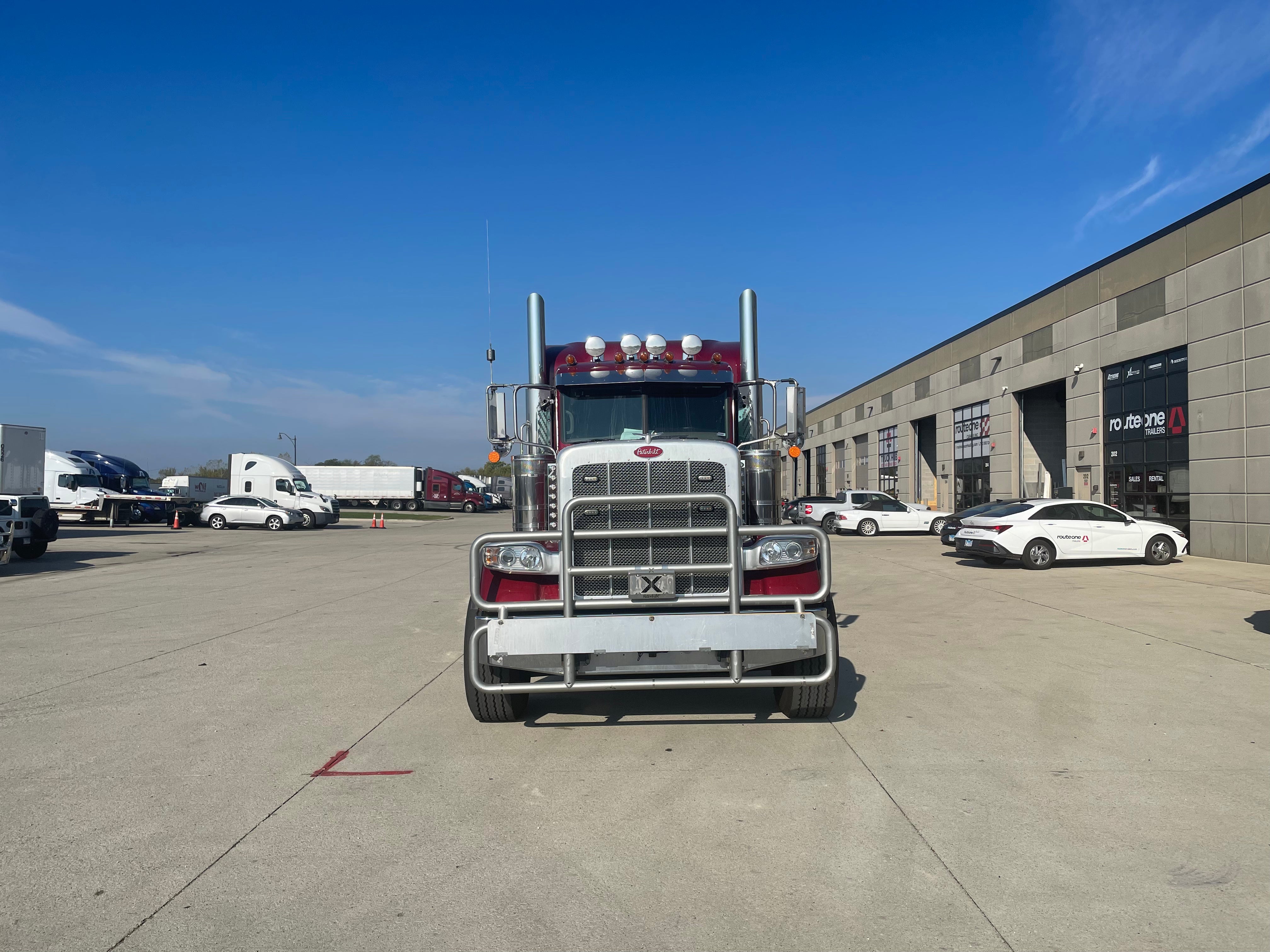 2022 Peterbilt 389