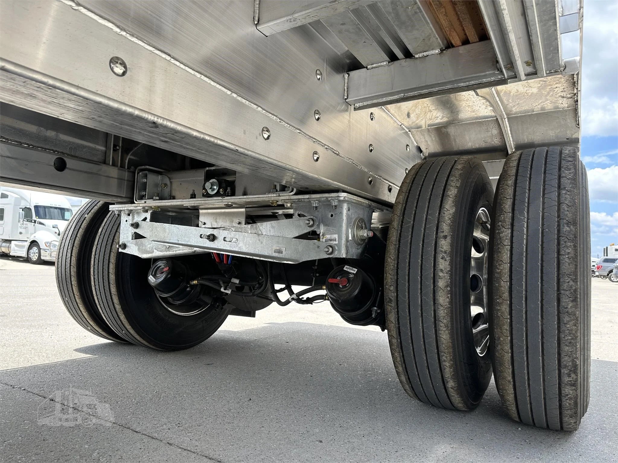 2026 Extreme XP55 Low Profile Flatbed Premium