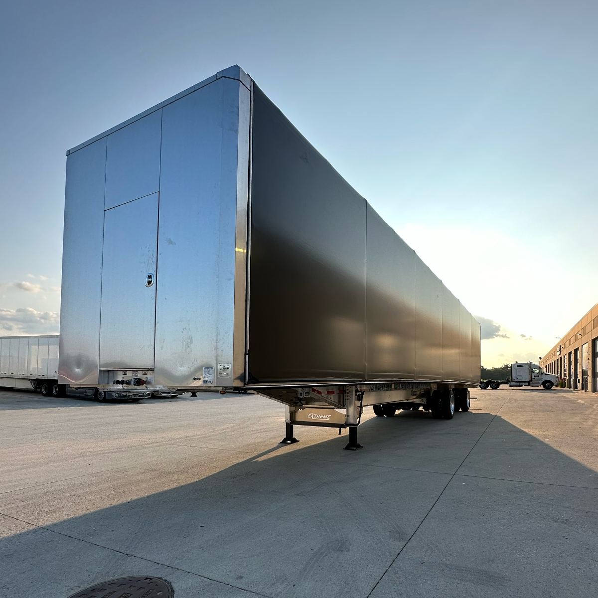 What is a Conestoga Trailer?